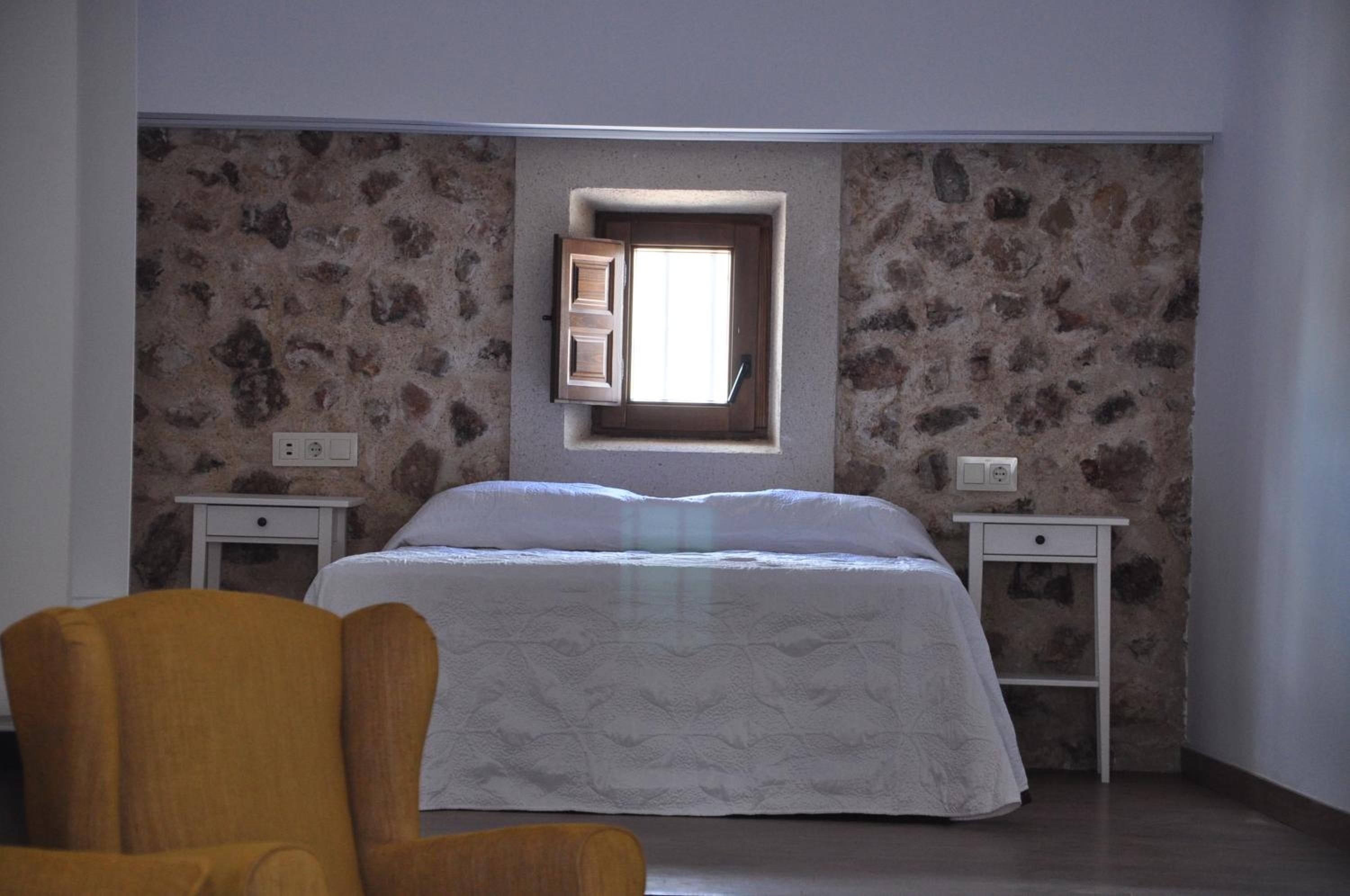 Double Room with Spa Bath photo 3