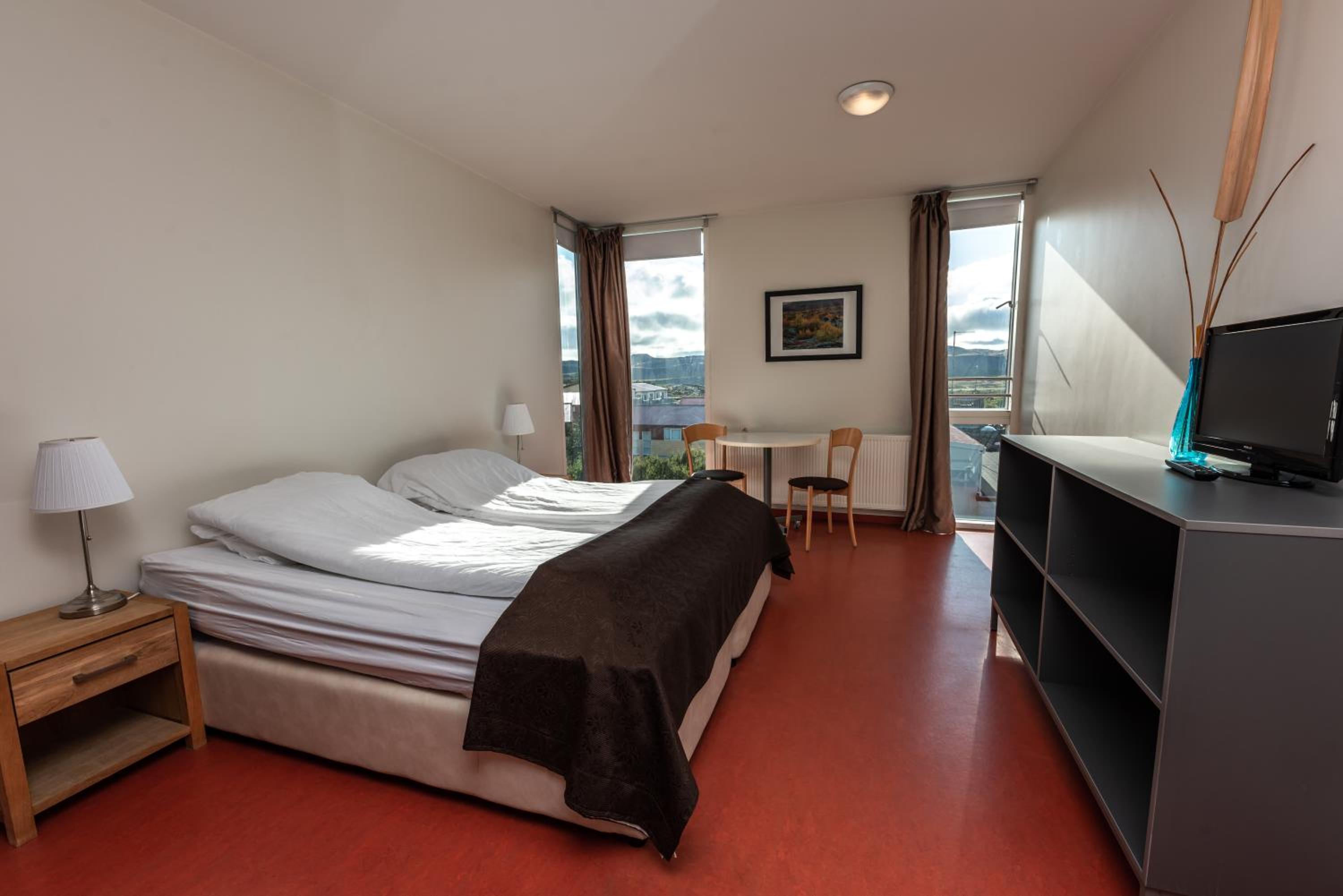Double Room - Photo 13