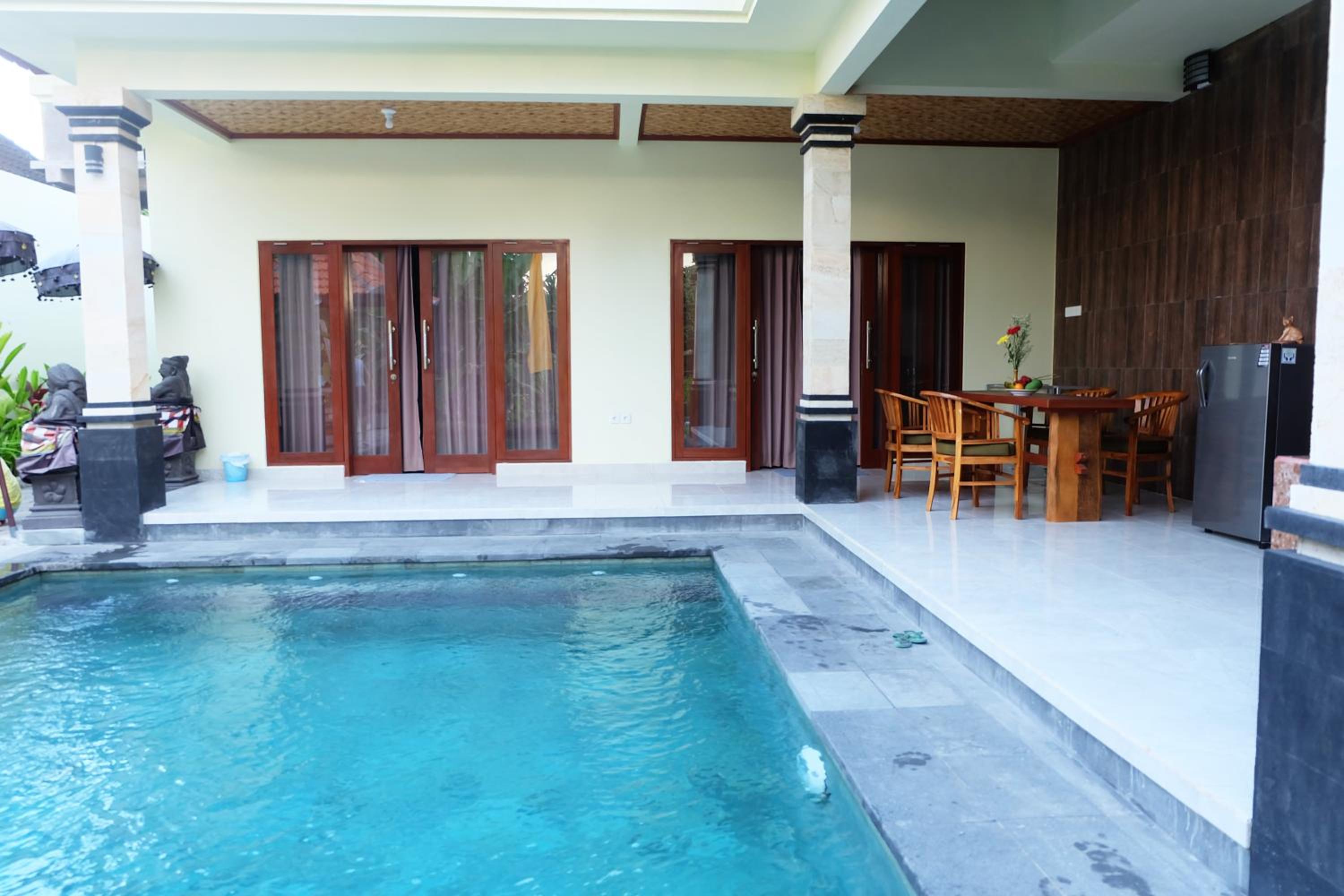 Villa with Private Pool - Photo 20