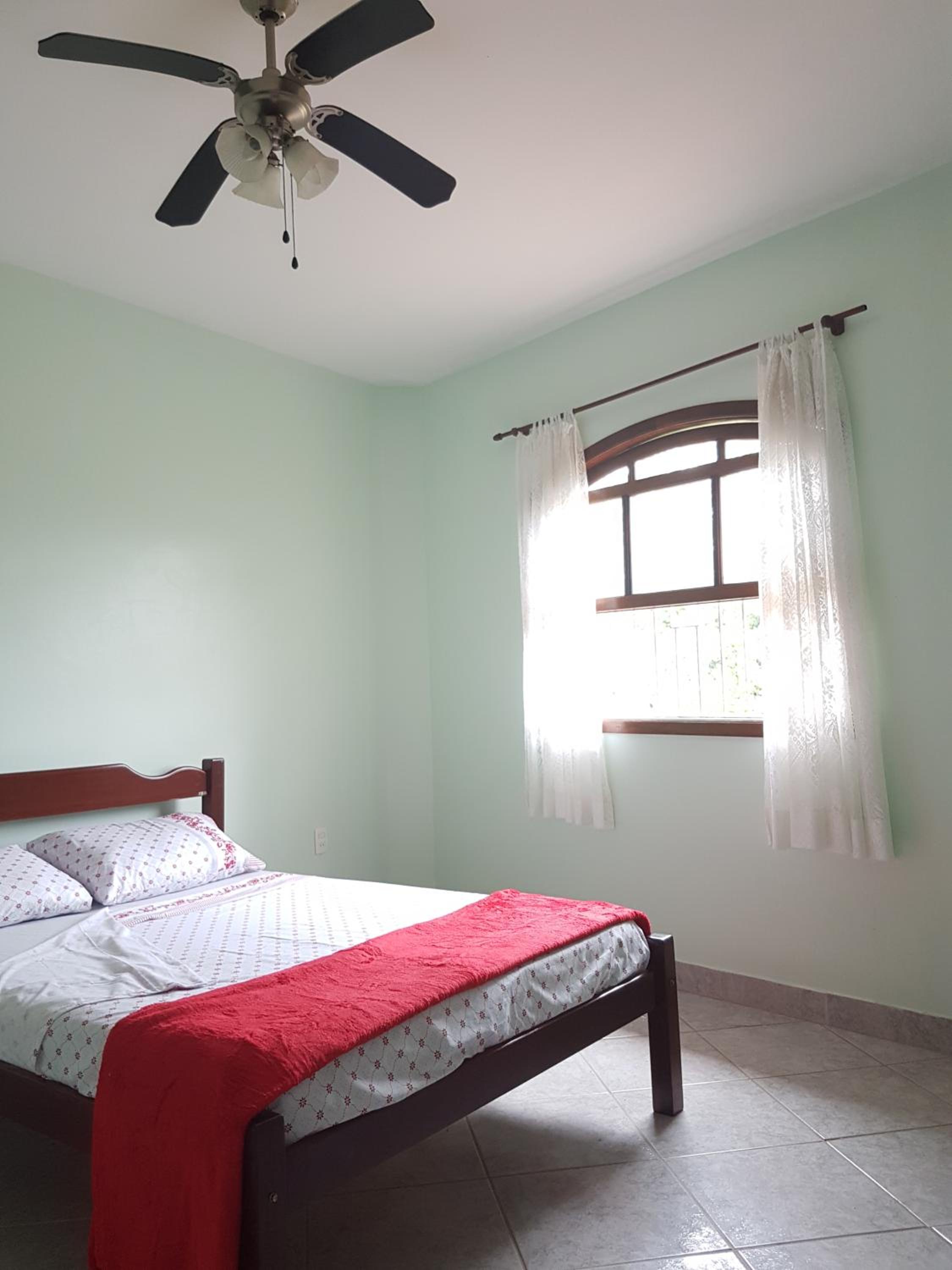 Three-Bedroom House photo 3