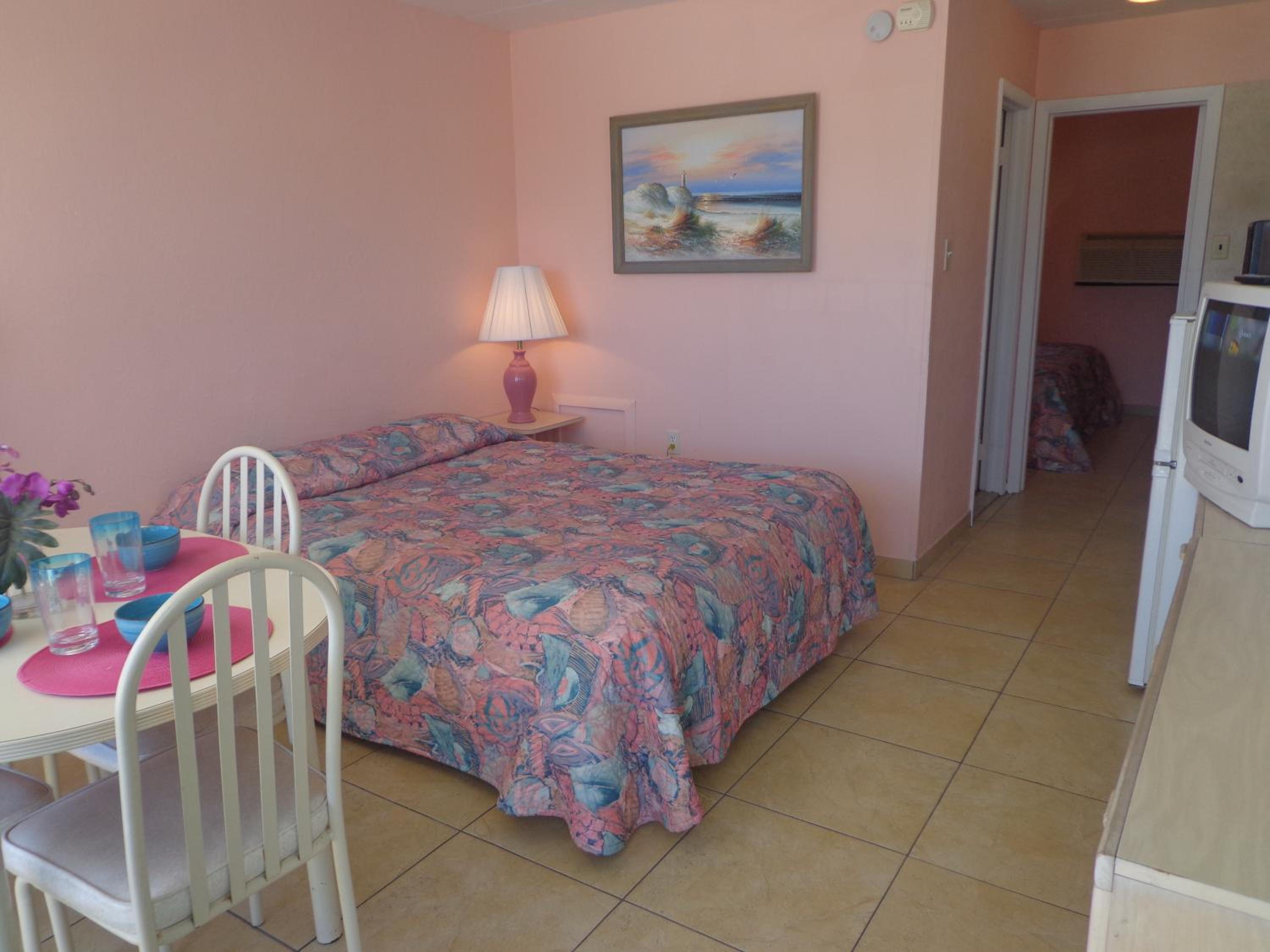 Two-Bedroom King Suite photo 1