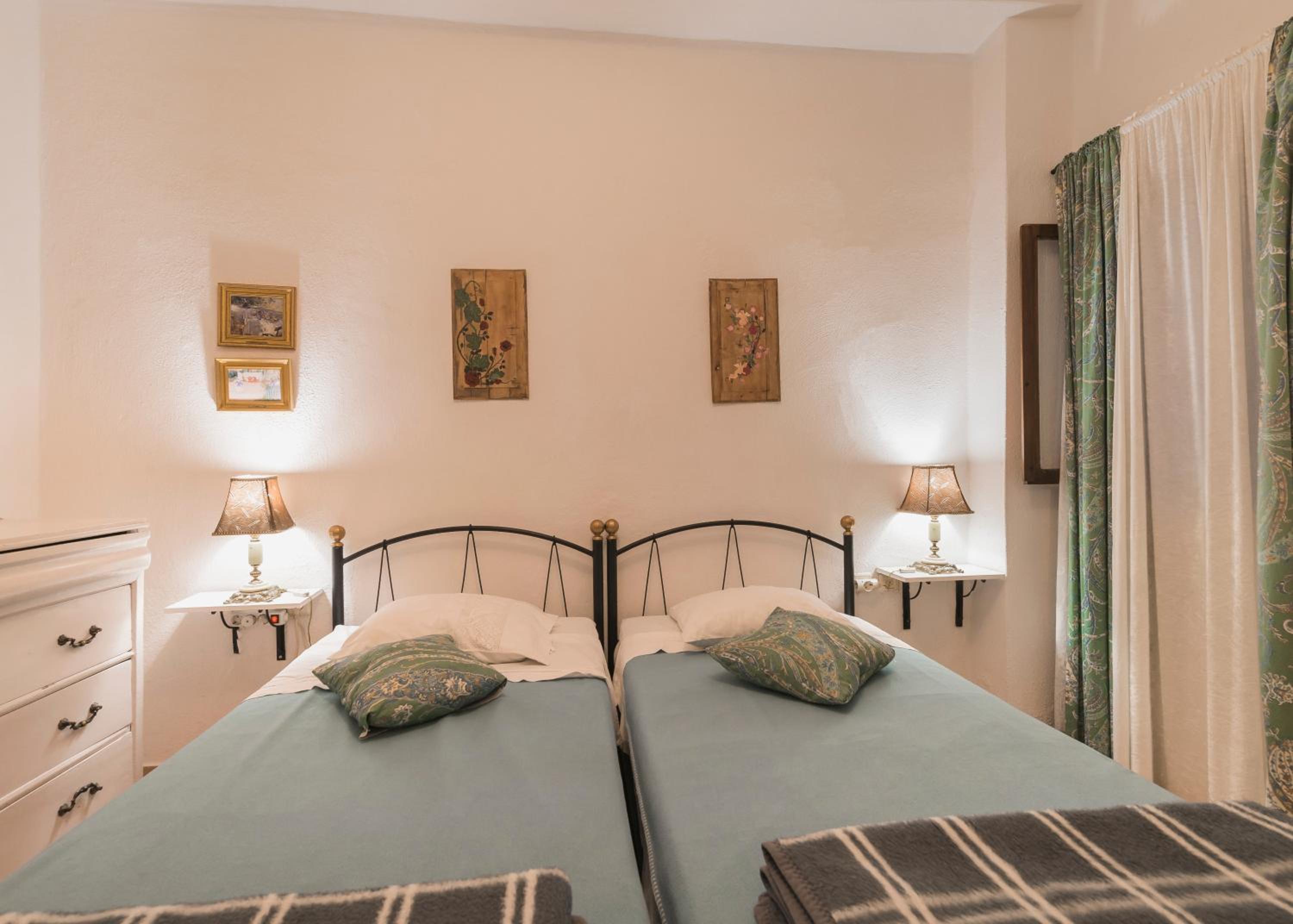 Deluxe Suite with Sea View photo 1
