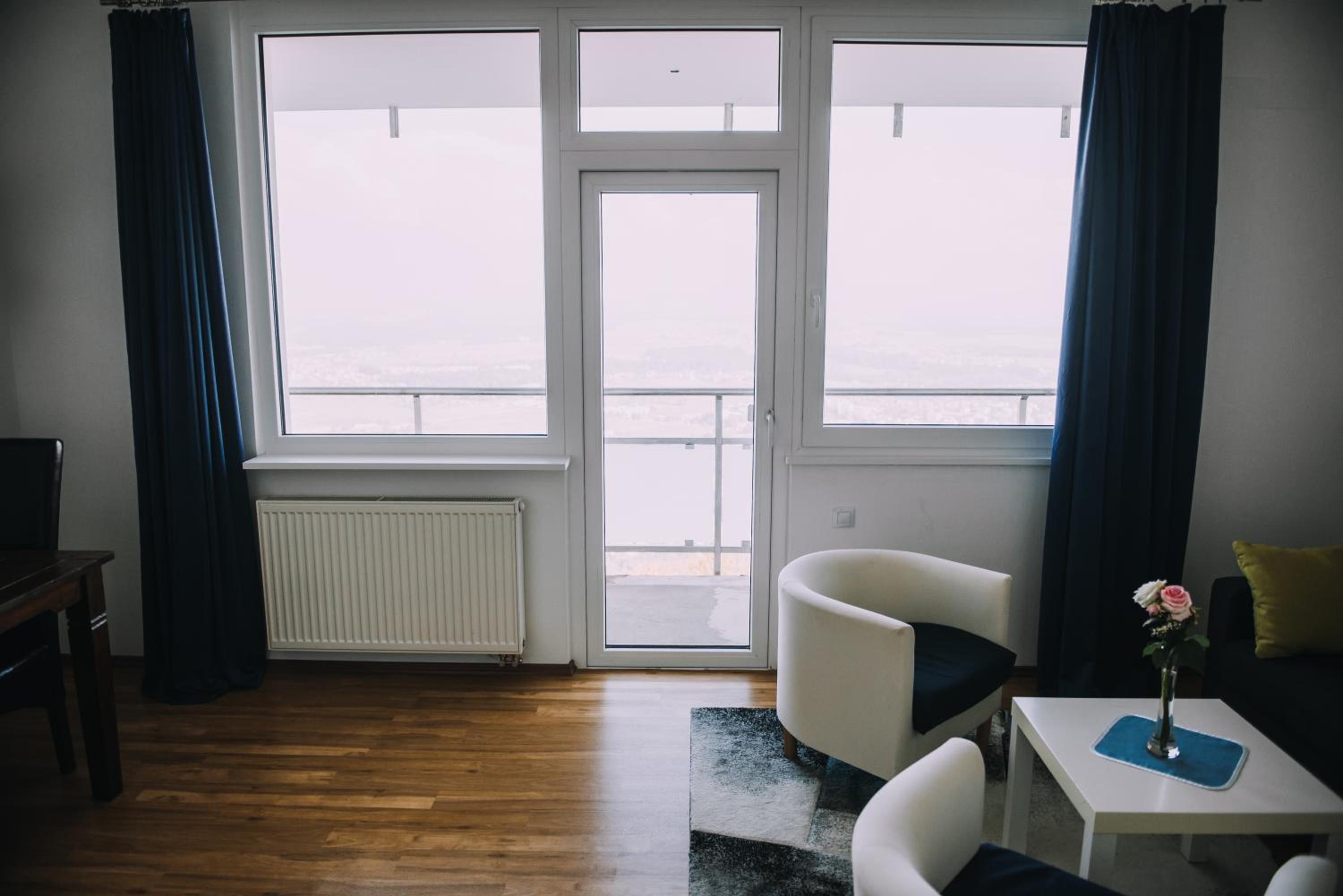 Junior Suite with Balcony - Photo 10