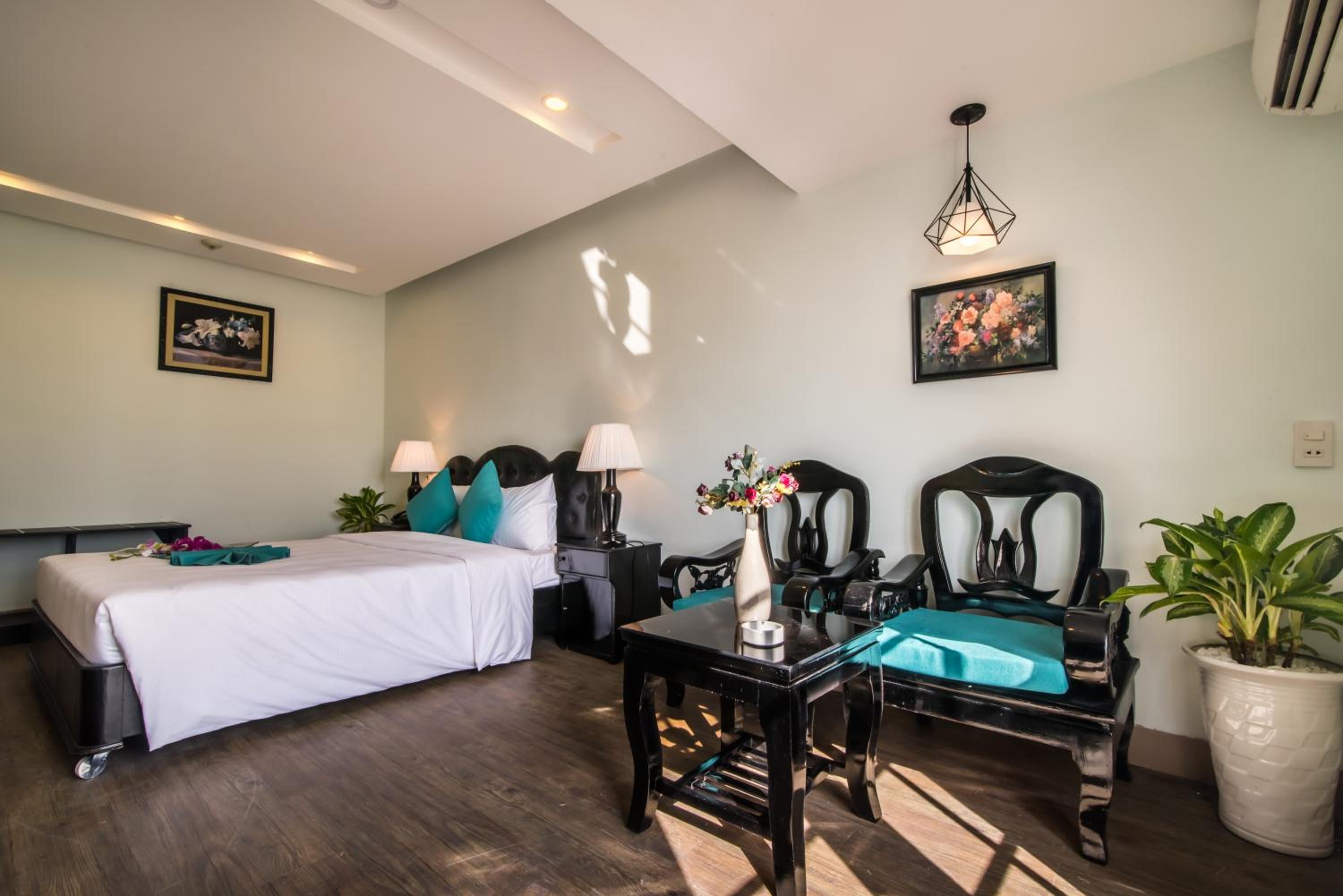 Standard Double Room - Photo 3