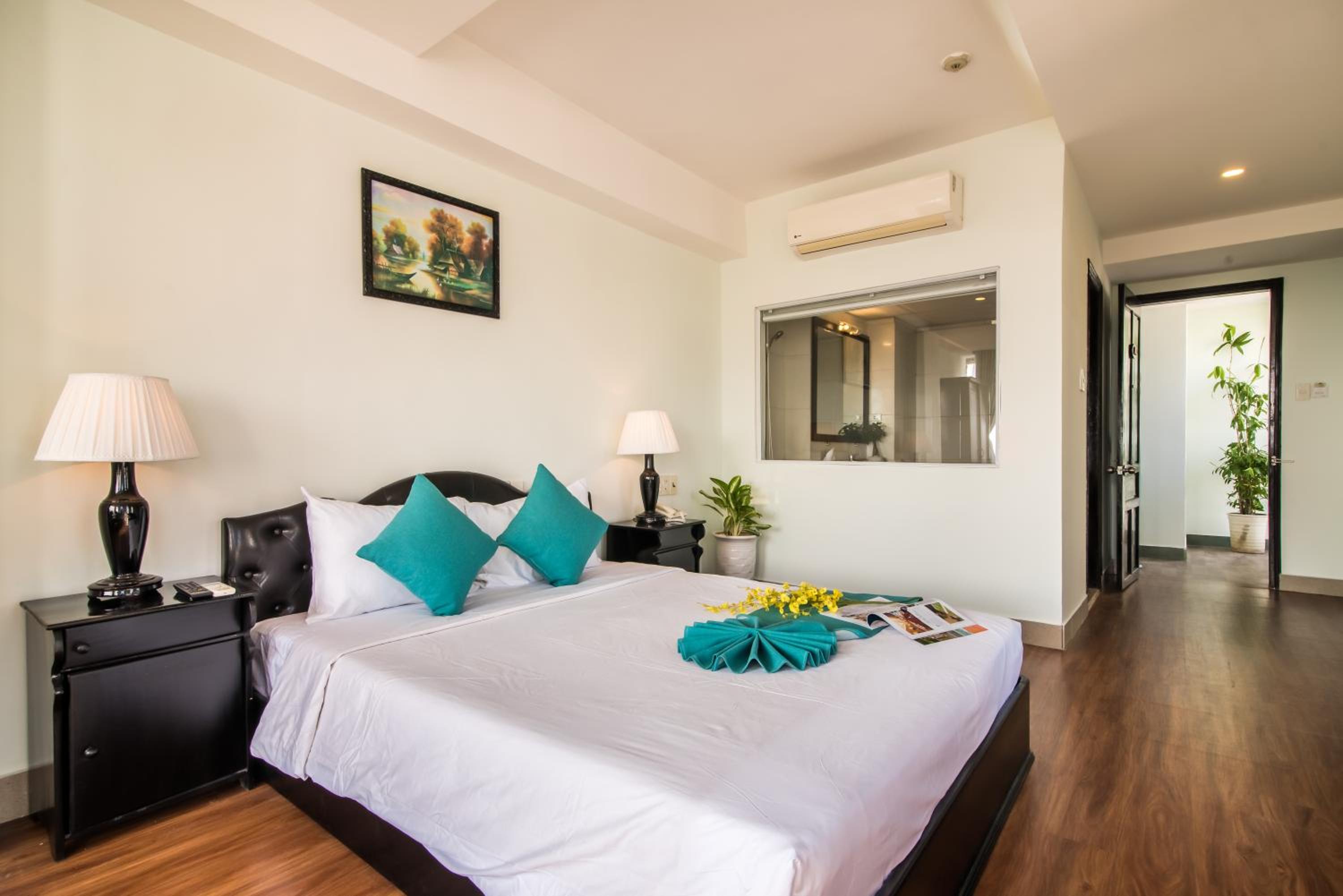 Standard Double Room - Photo 2