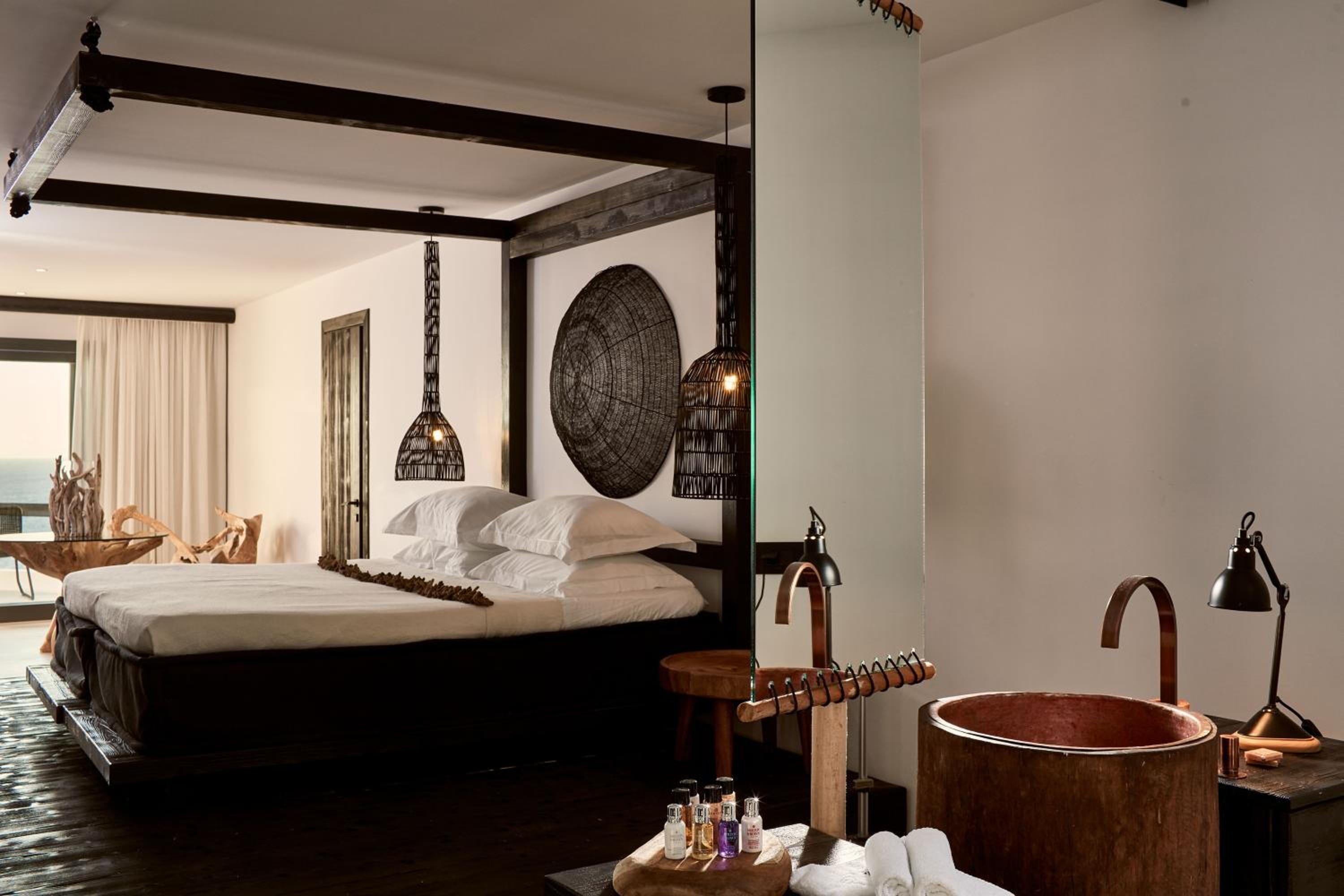 Majestic Retreat Suite with Sea View