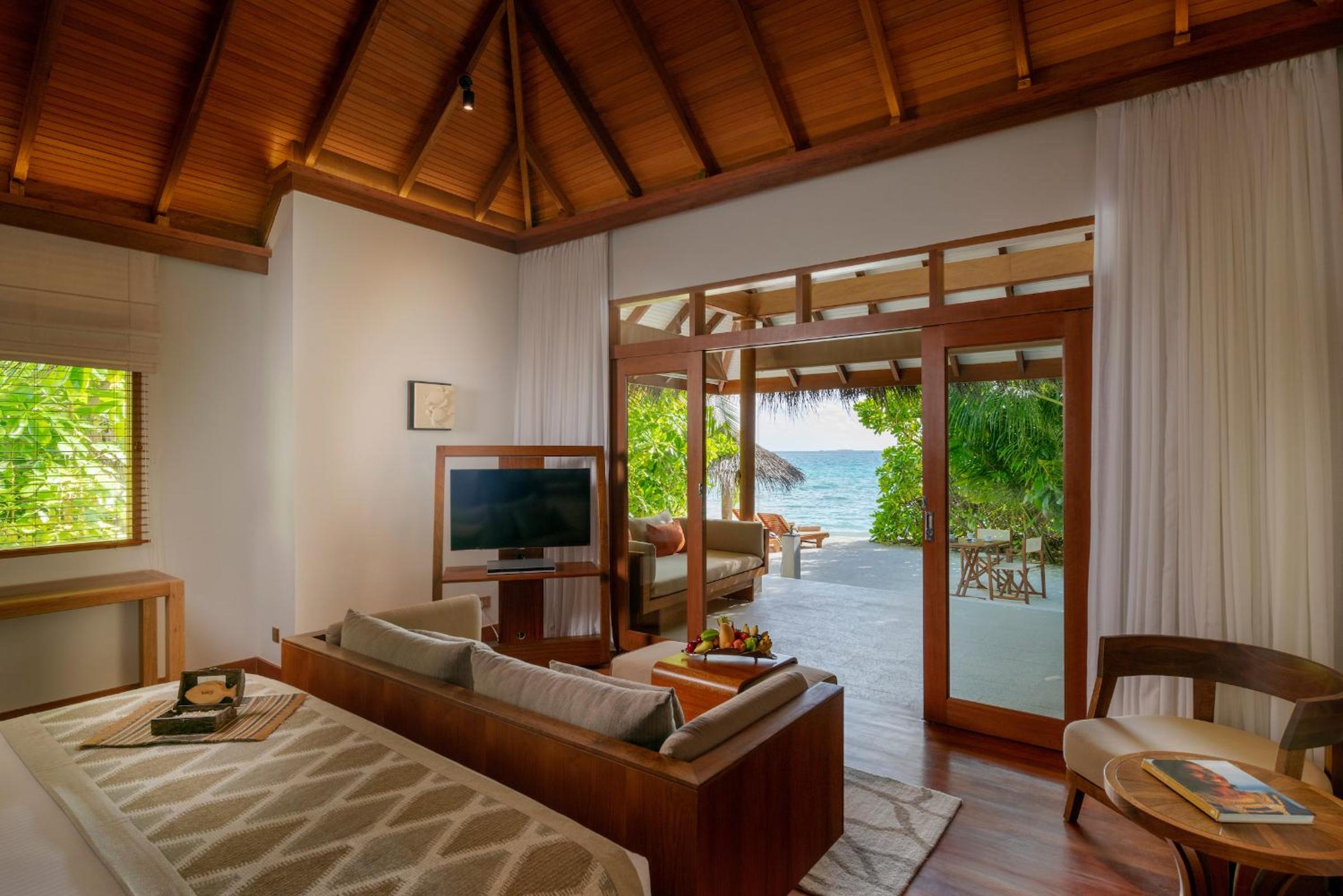 Deluxe Beach Villa