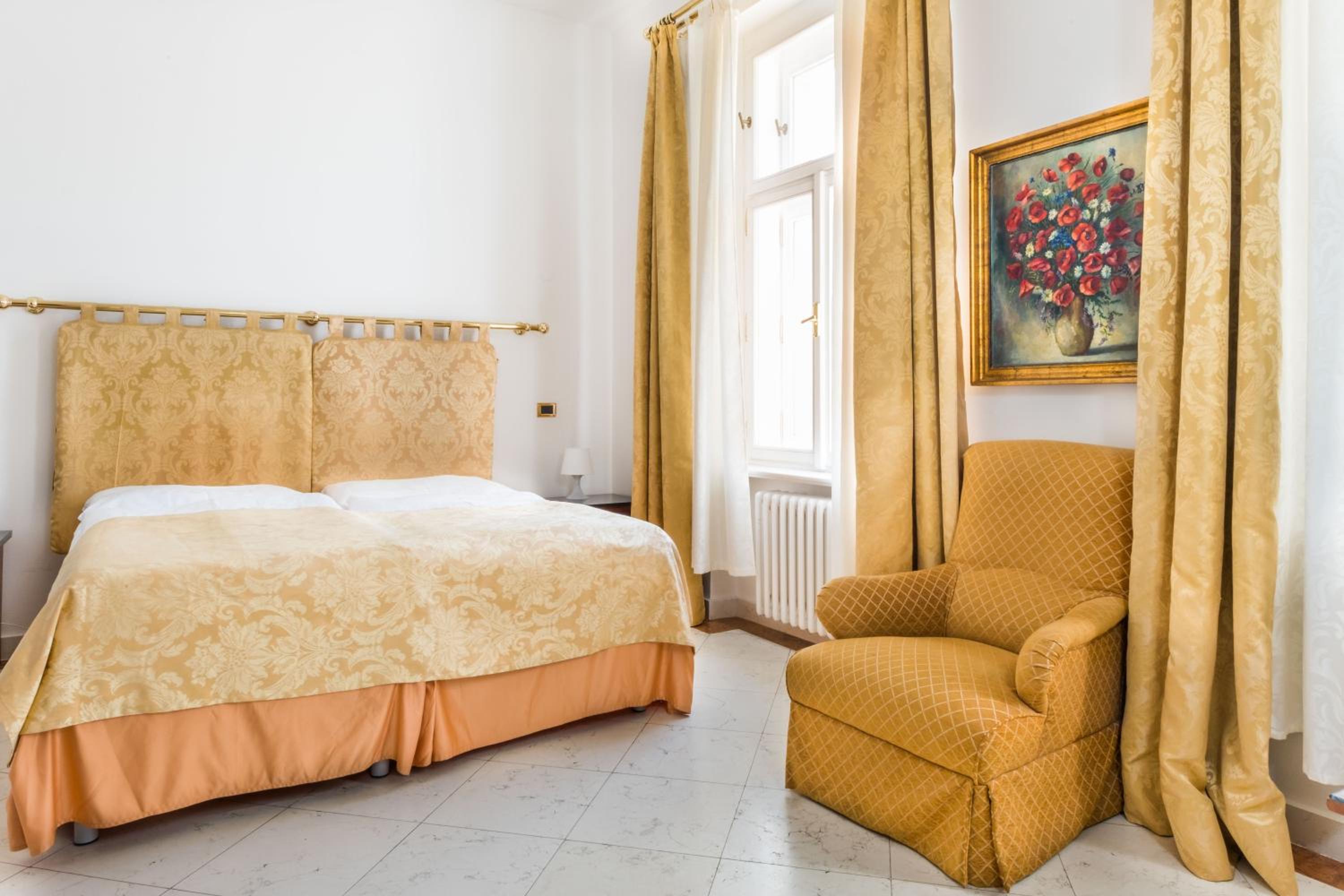 Available room