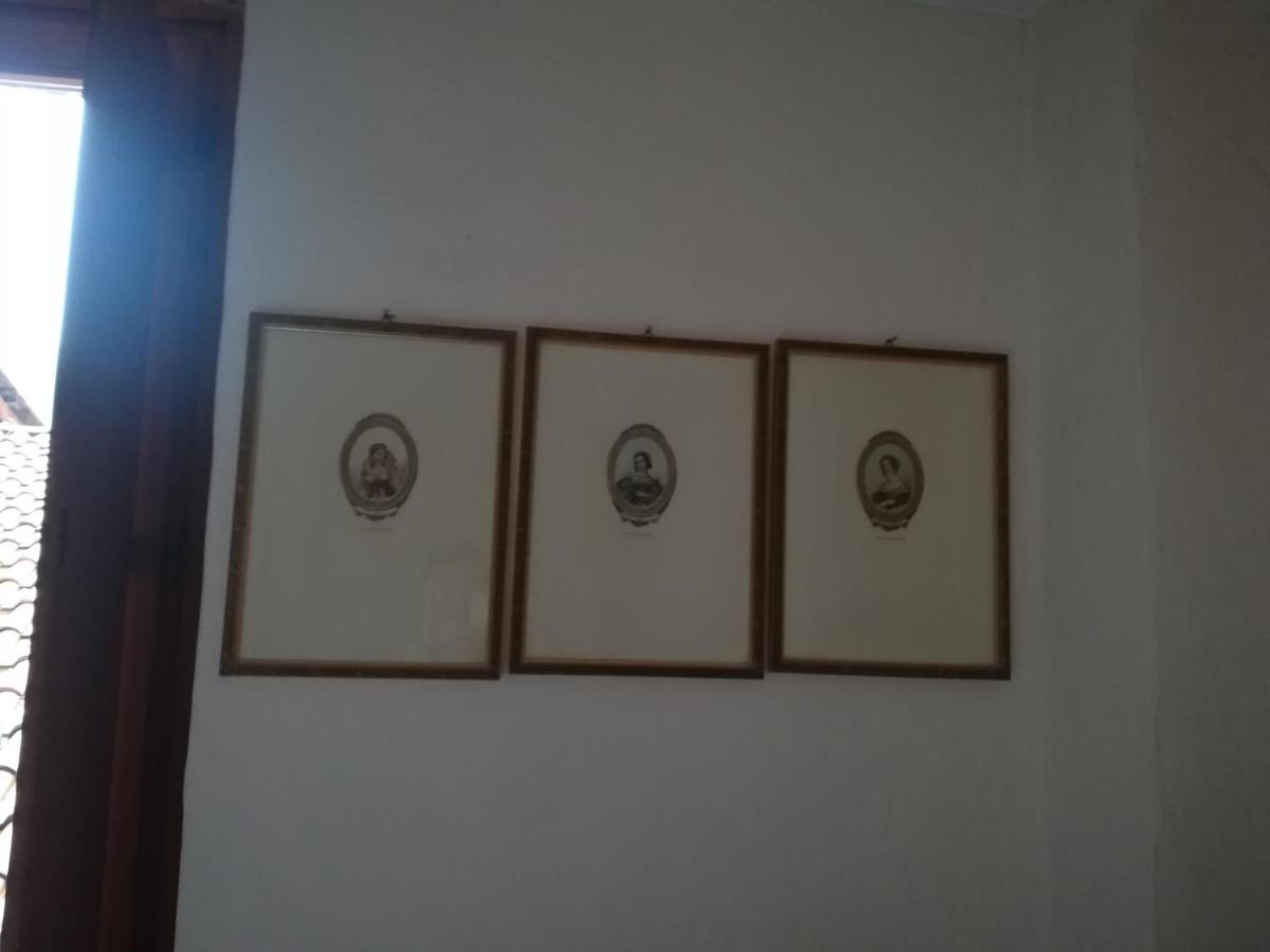Large Double Room photo 1