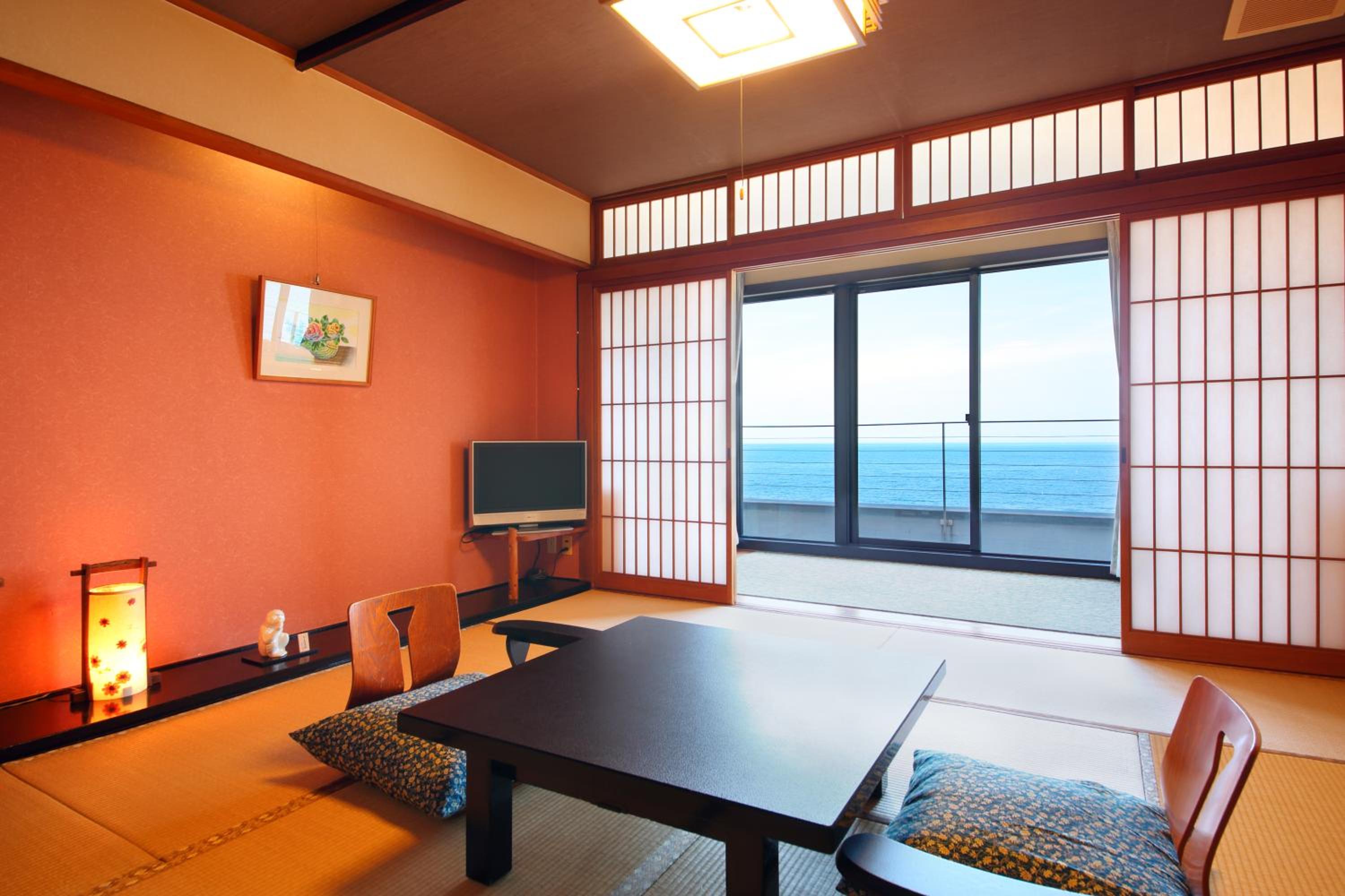 Japanese-Style Room with Sea View photo 2