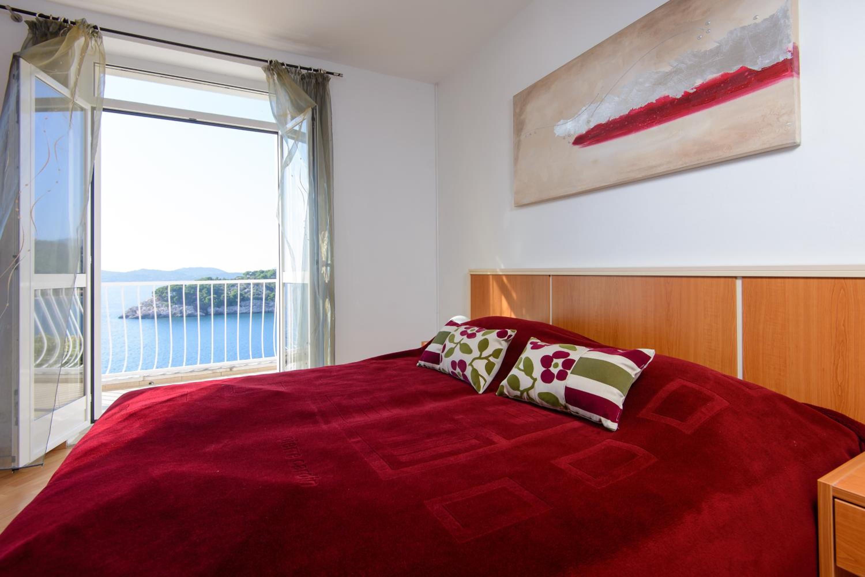 Two-Bedroom Apartment with Terrace and Sea View