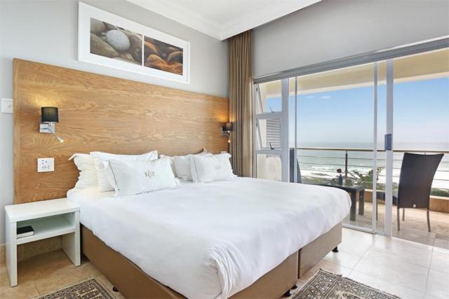 Luxury Double Room with Sea View photo 2