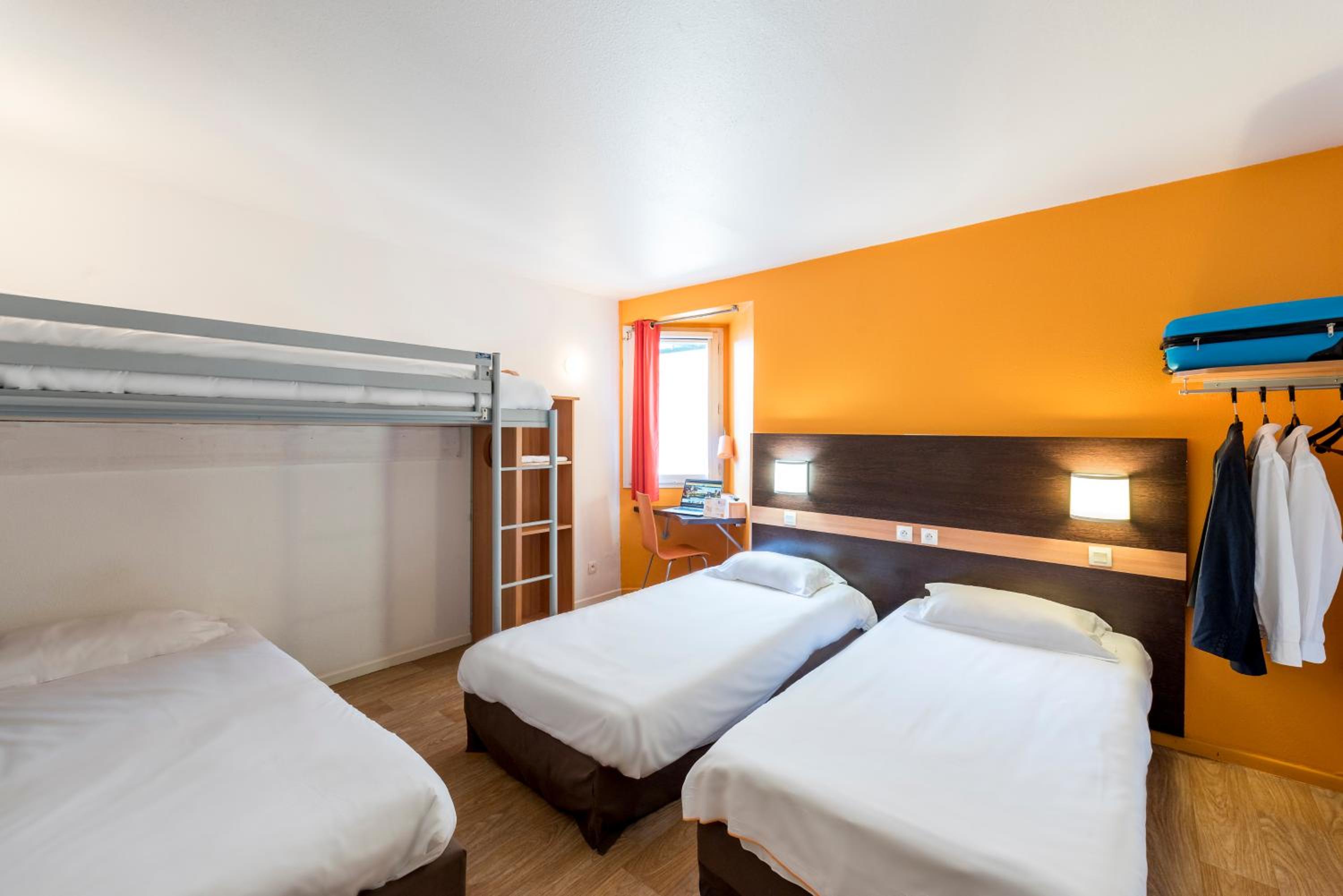 Double Room - Photo 2