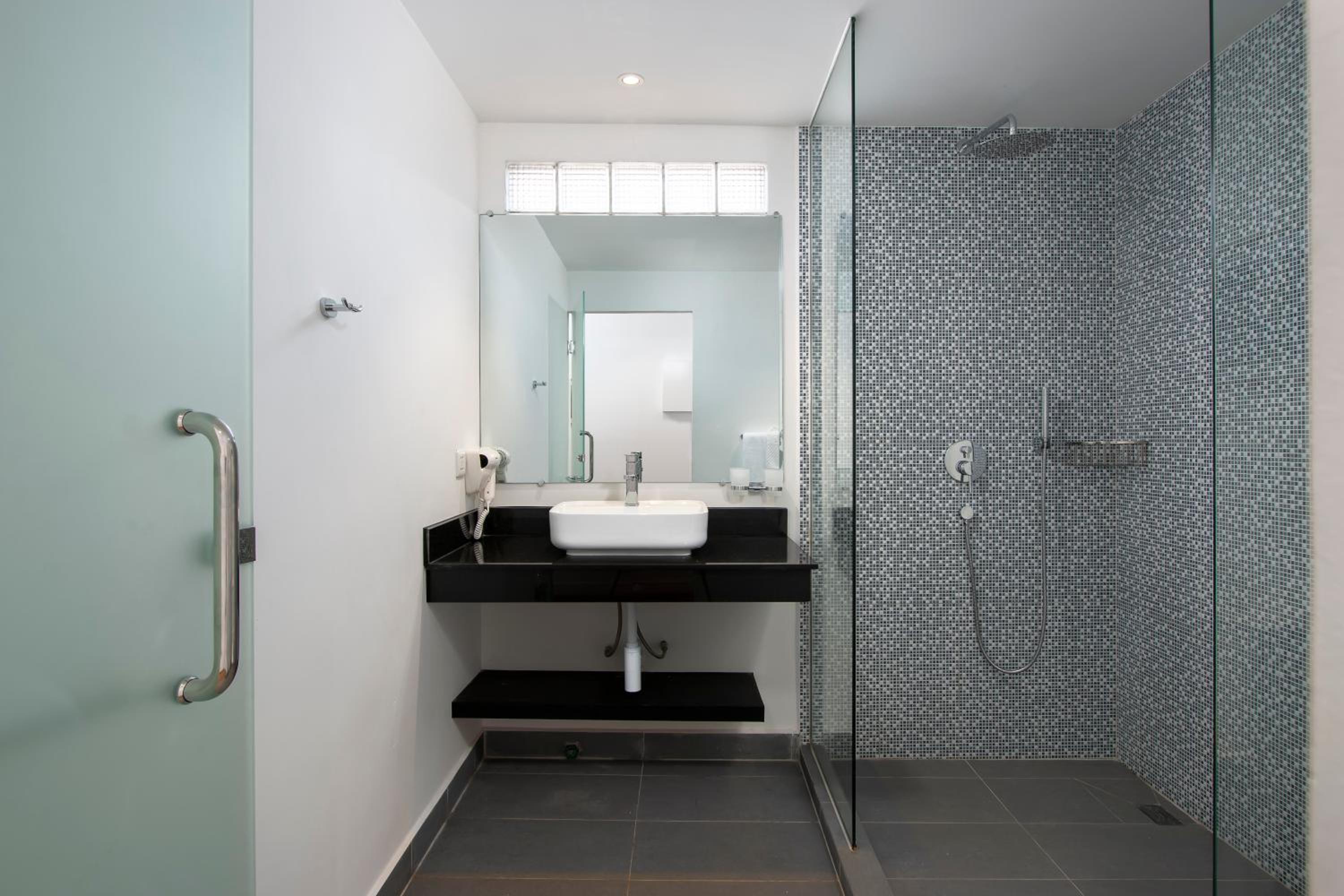 Penthouse Studio - Photo 7