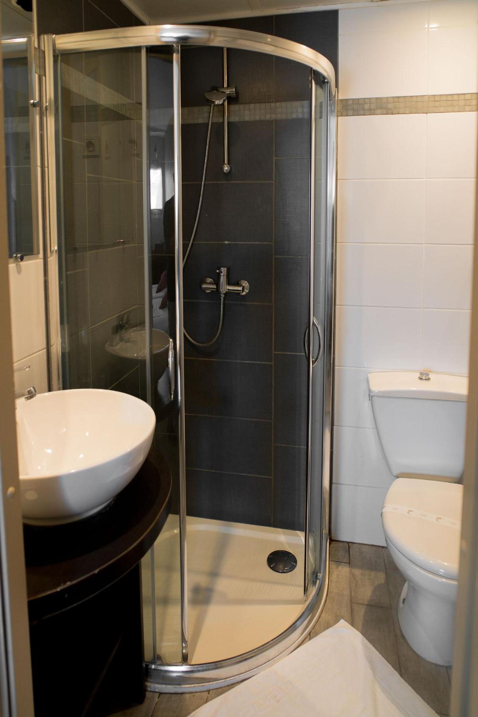 Comfort Double Room - Photo 7