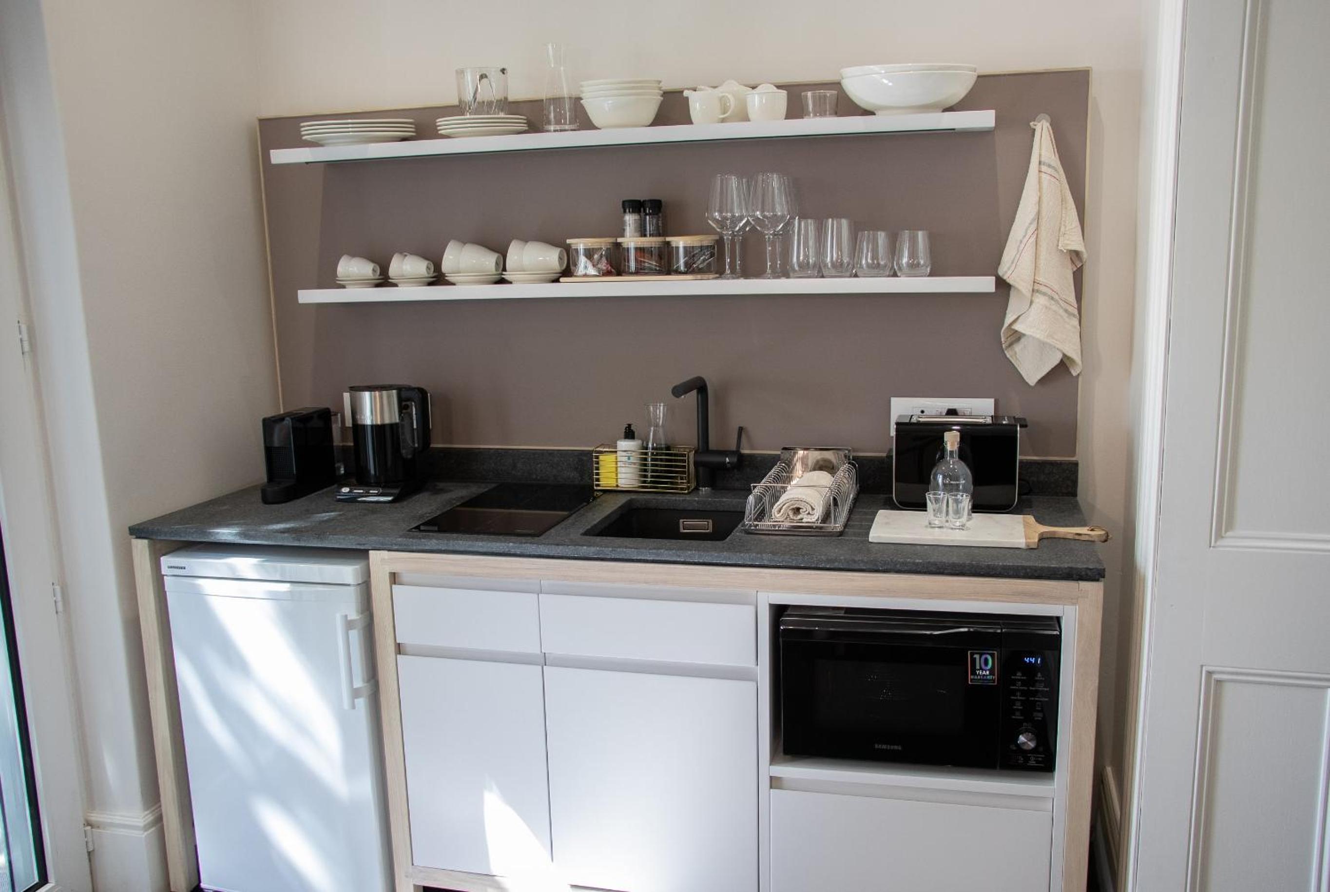 Apartment - Ground Floor photo 3
