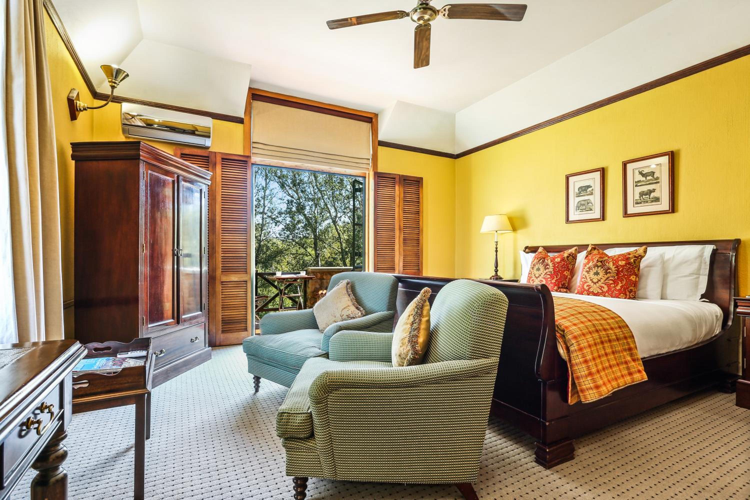 Superior King Room