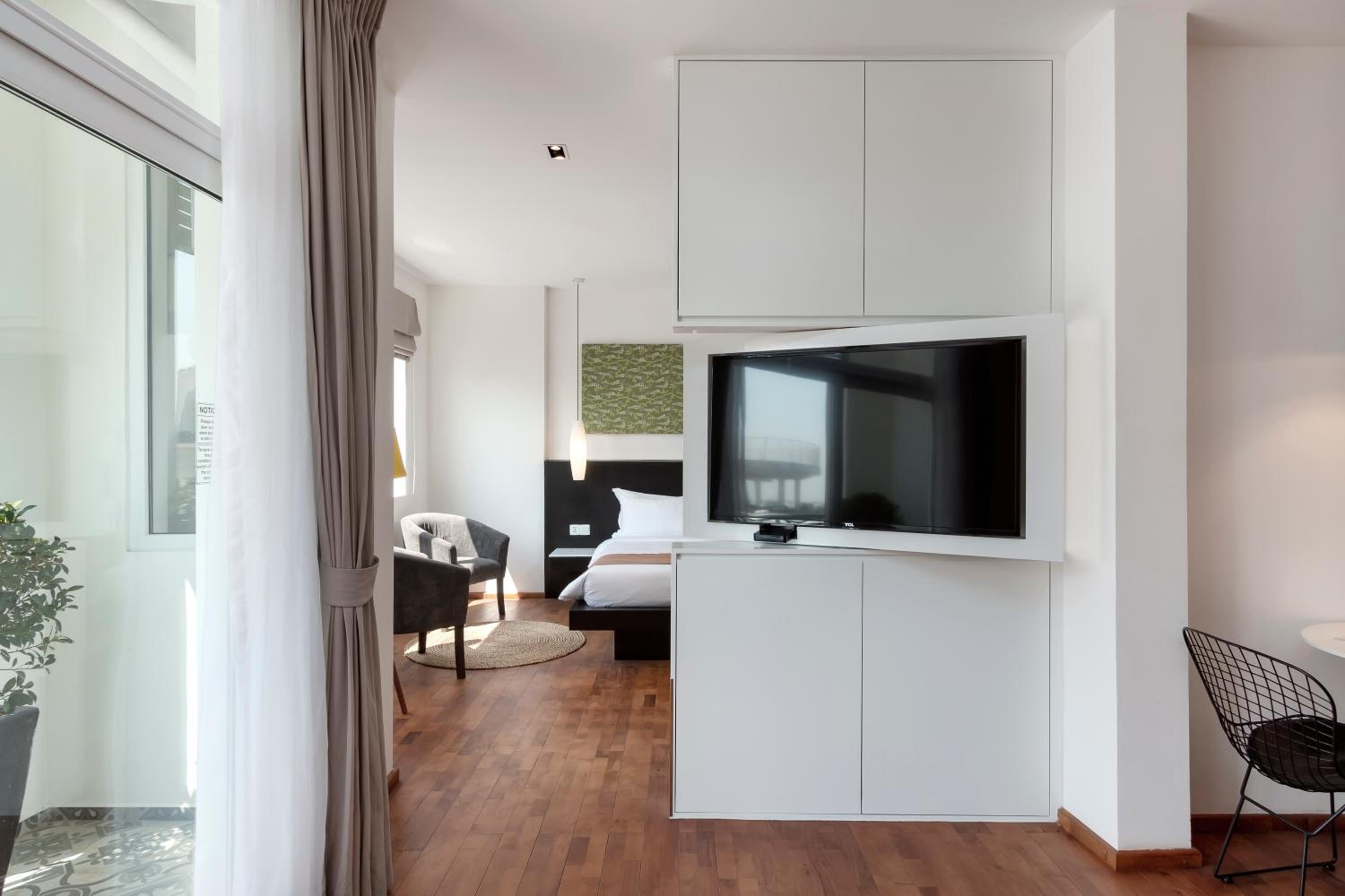 The Executive Suite photo 1