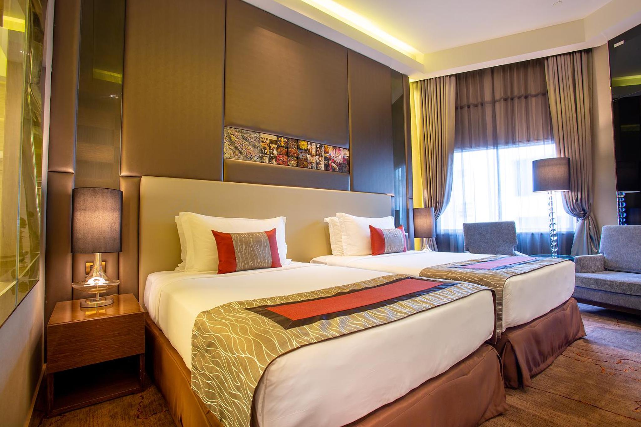 Deluxe King Room photo 3