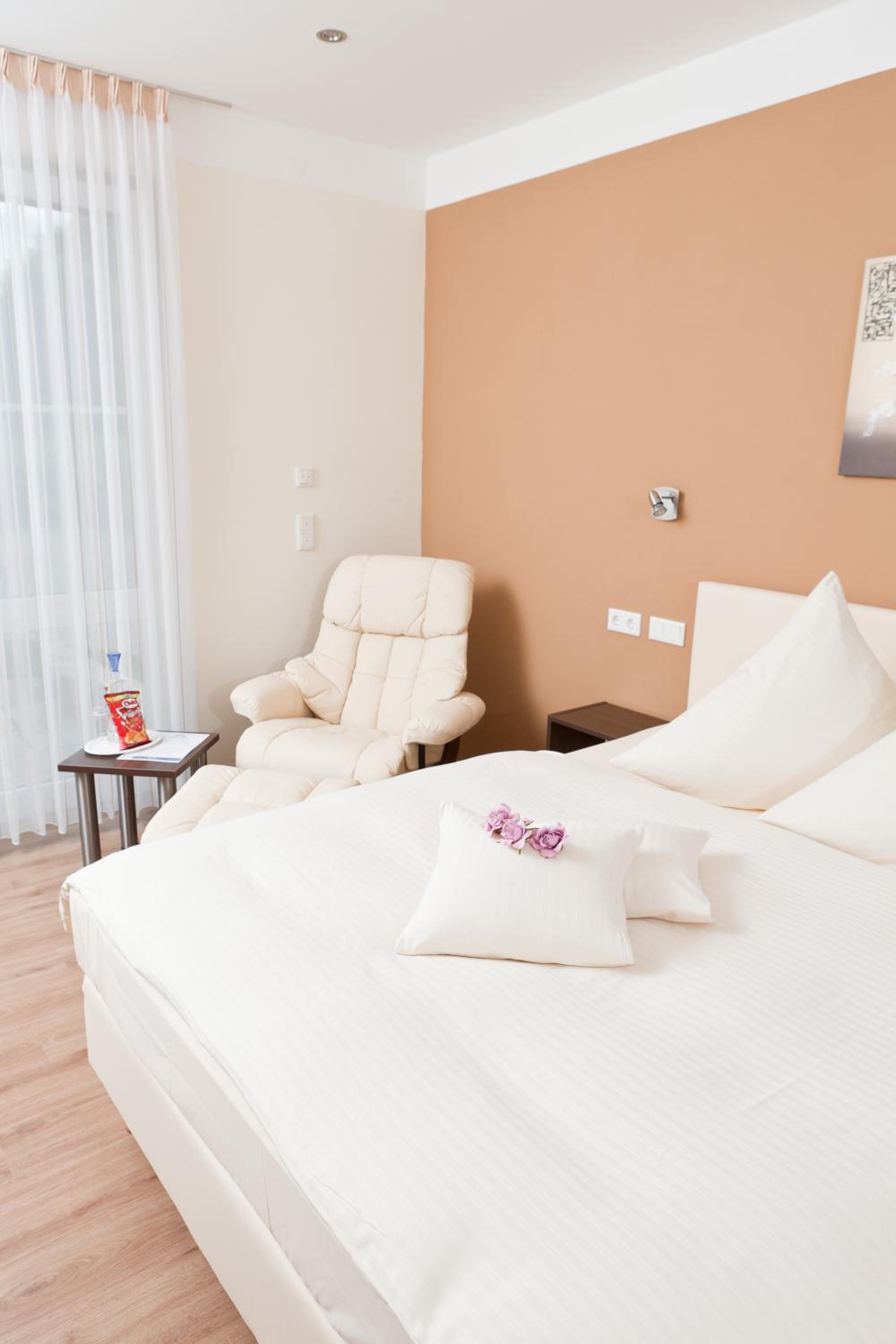 Deluxe Double Room - Photo 6
