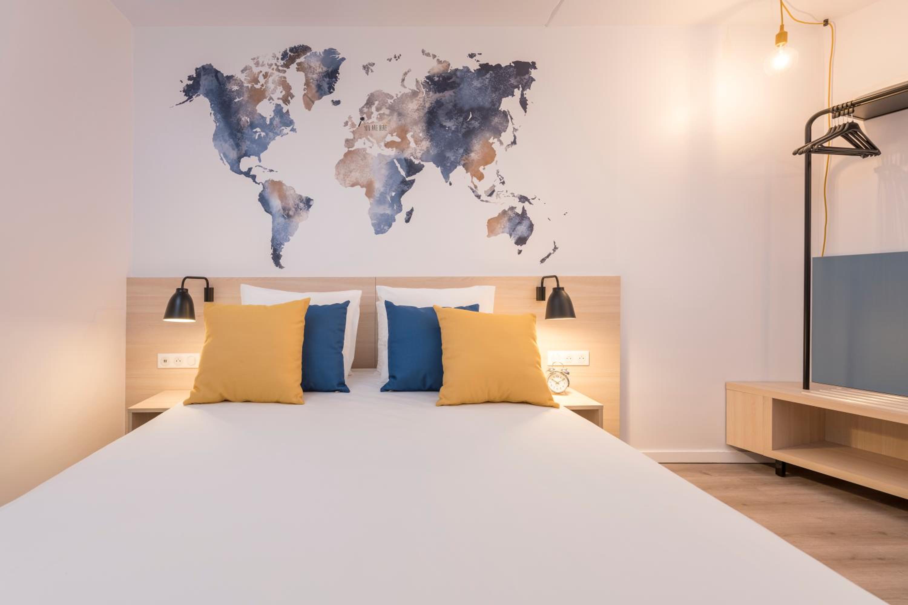 Double Room - Photo 2