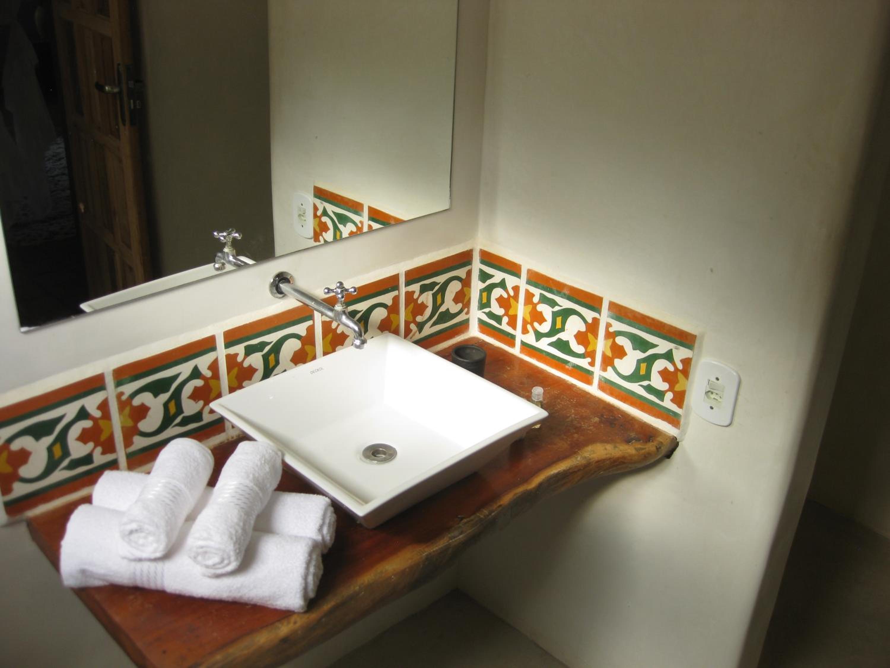 Deluxe Triple Room with Balcony photo 2