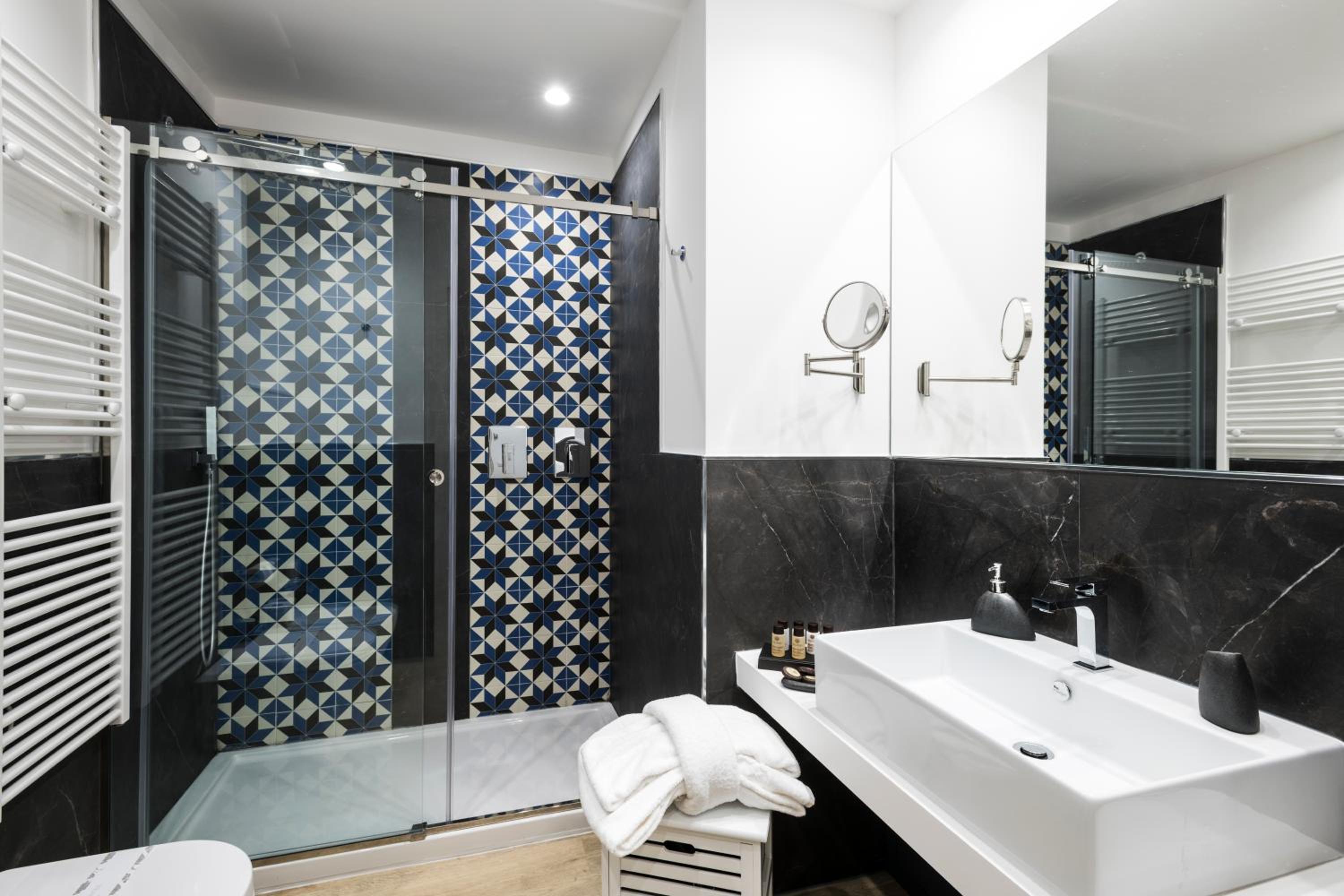 Standard Apartment - Photo 5