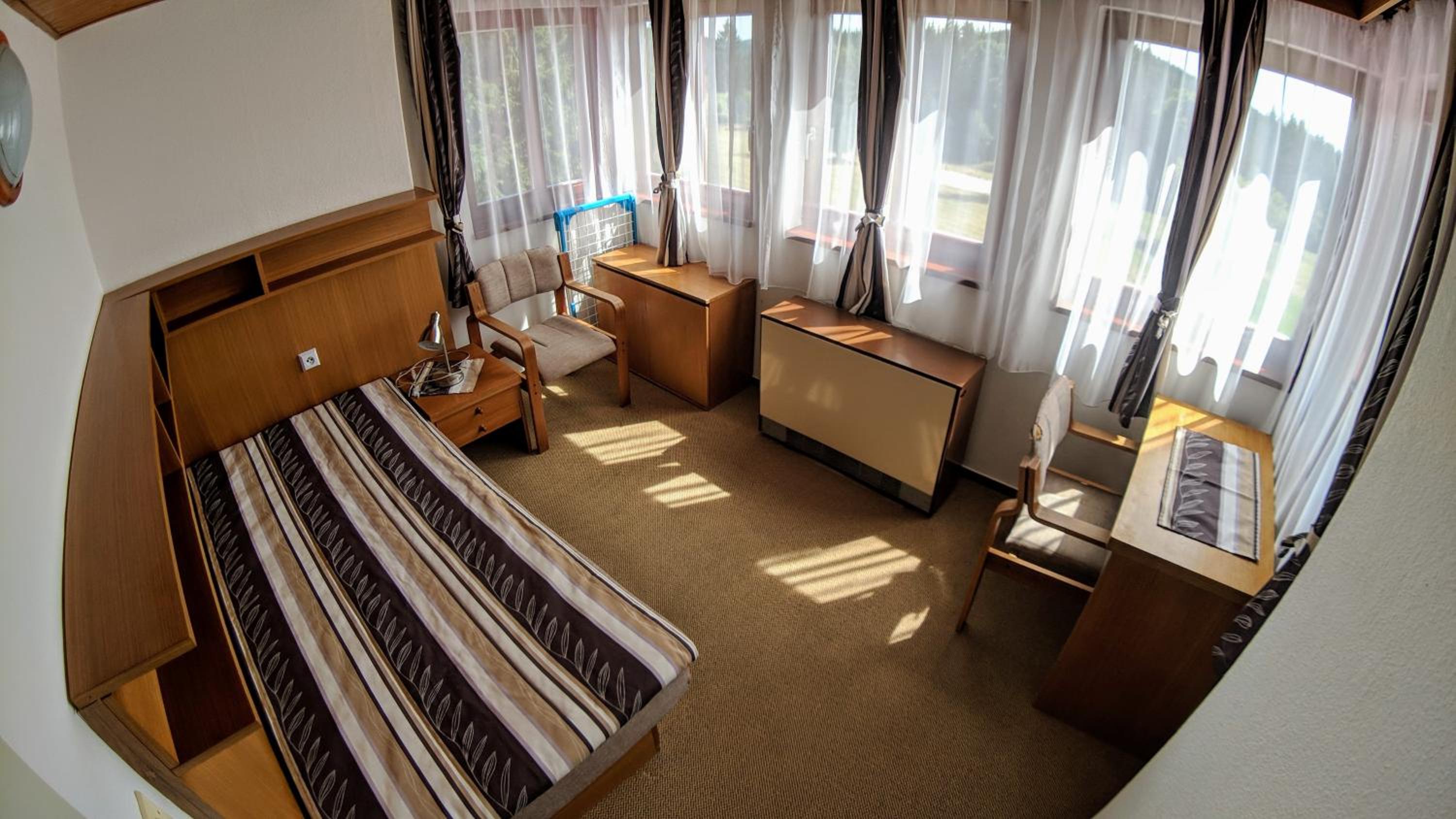 Suite with Mountain View photo 3