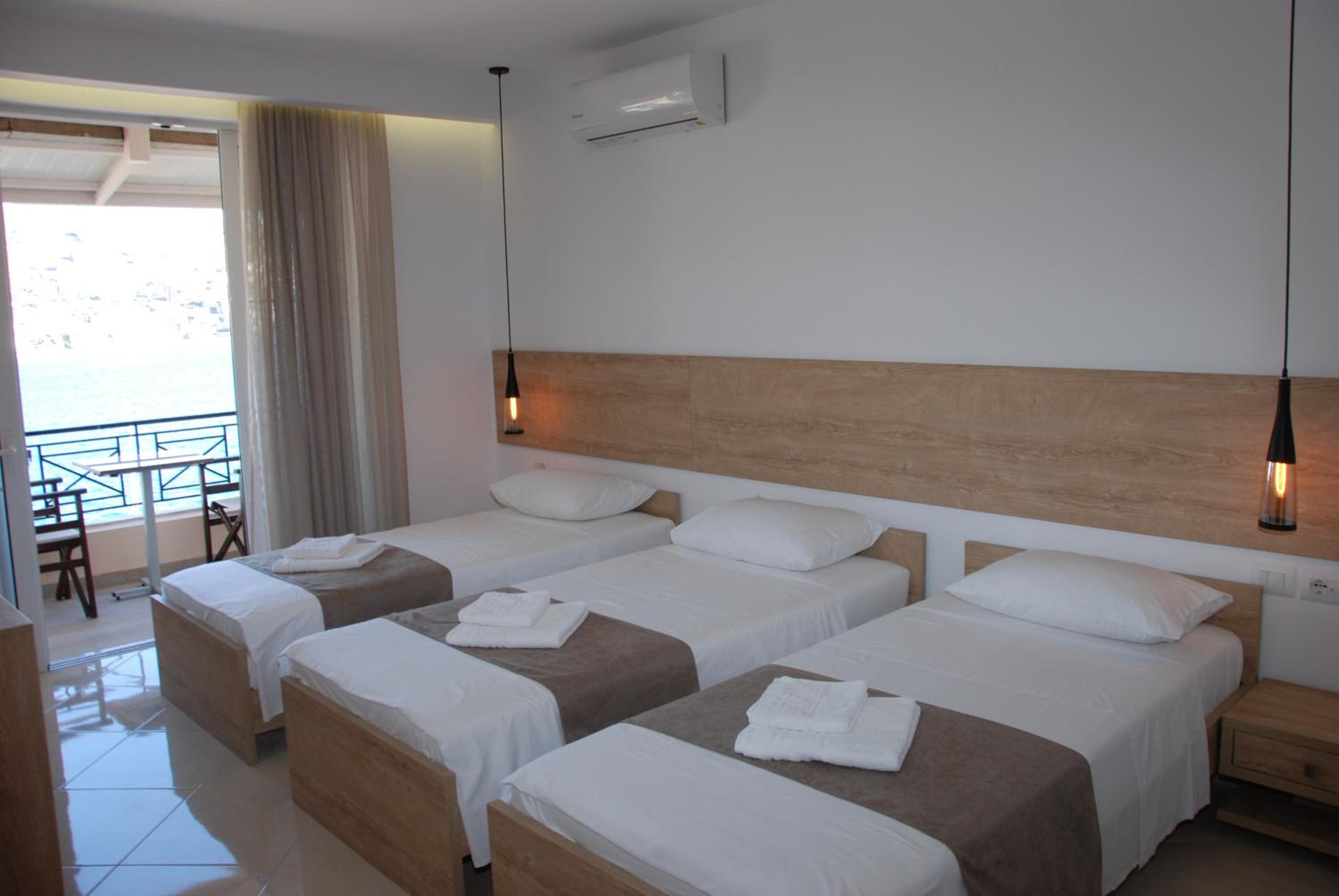 Triple Room with Sea View photo 1