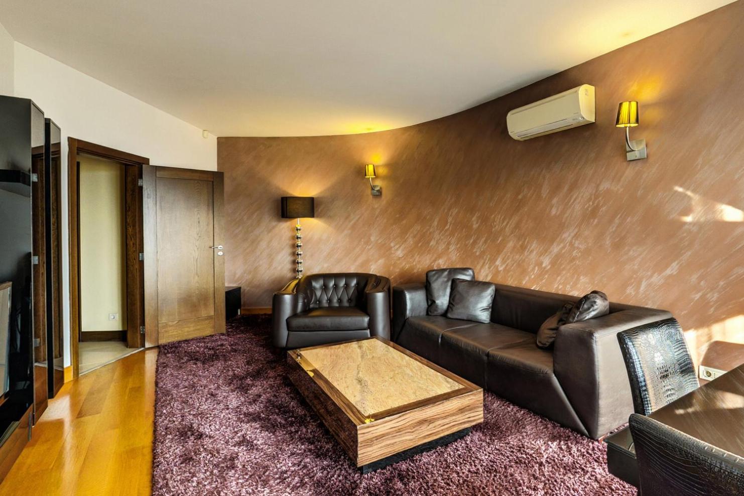 Deluxe Suite - Photo 21