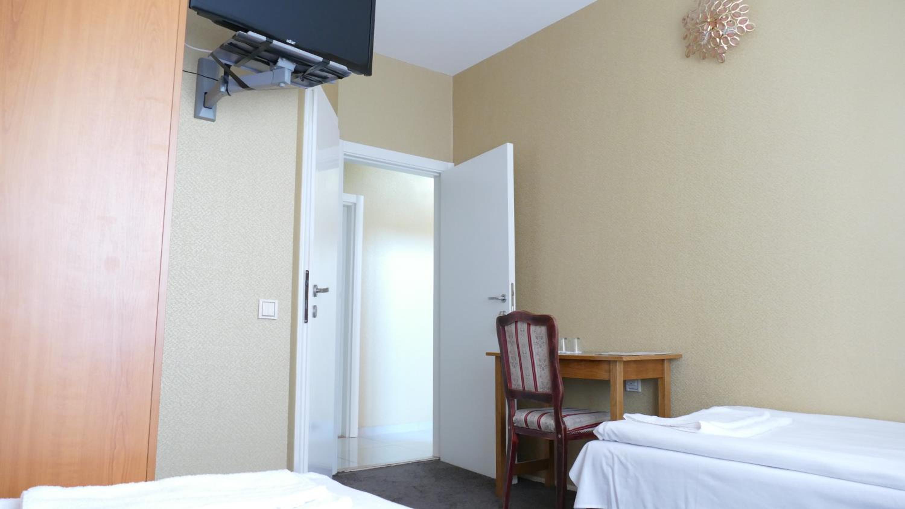 Twin Room photo 3