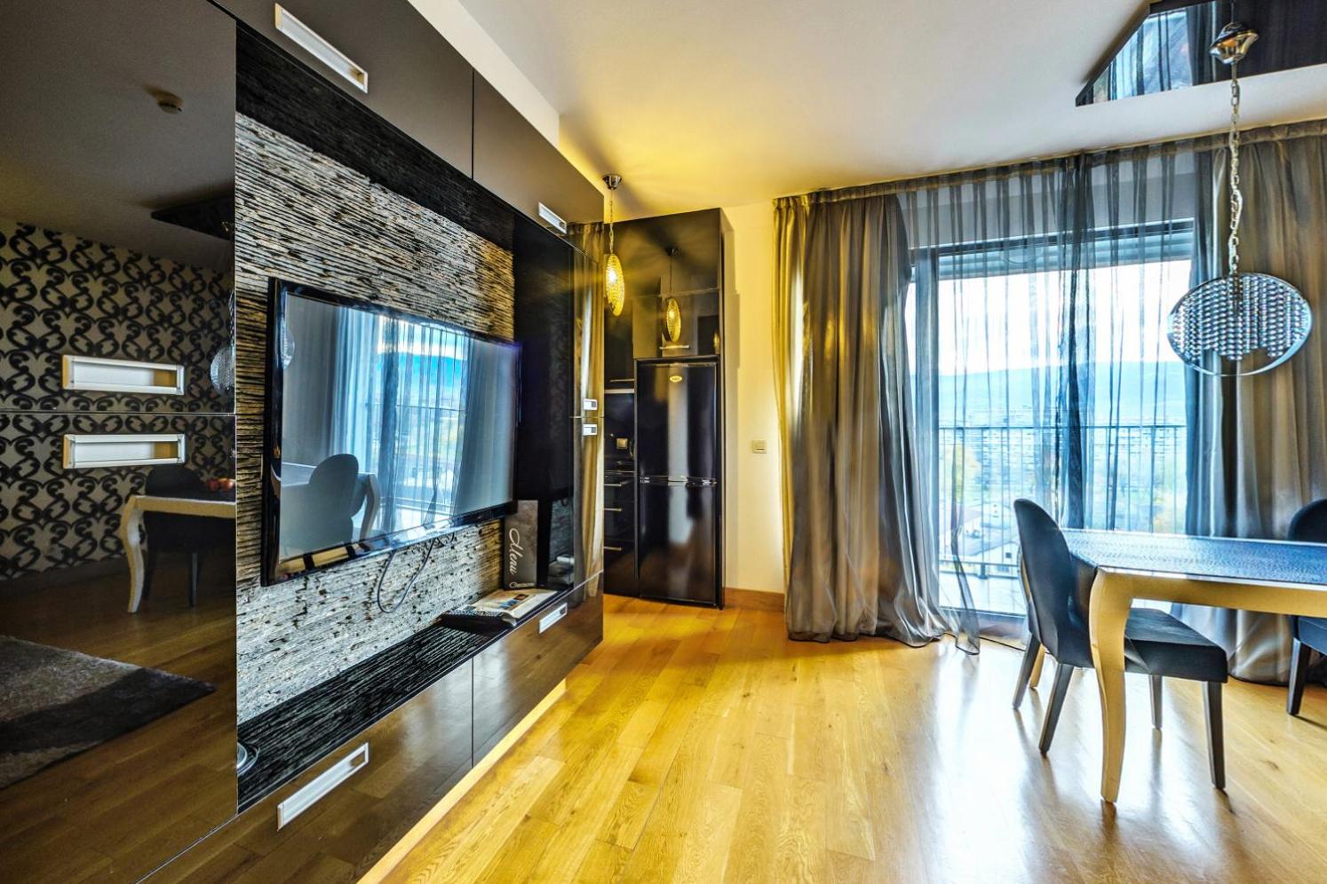 Deluxe Suite - Photo 27