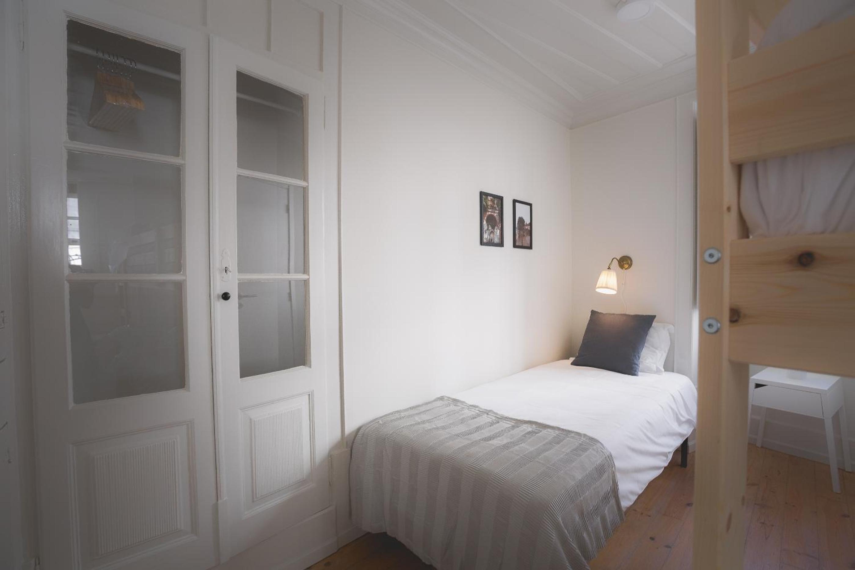 Triple Room With Private Bathroom photo 1
