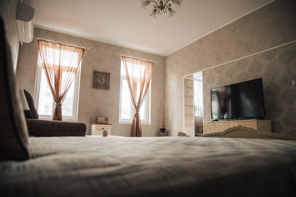 Apartment - Photo 2