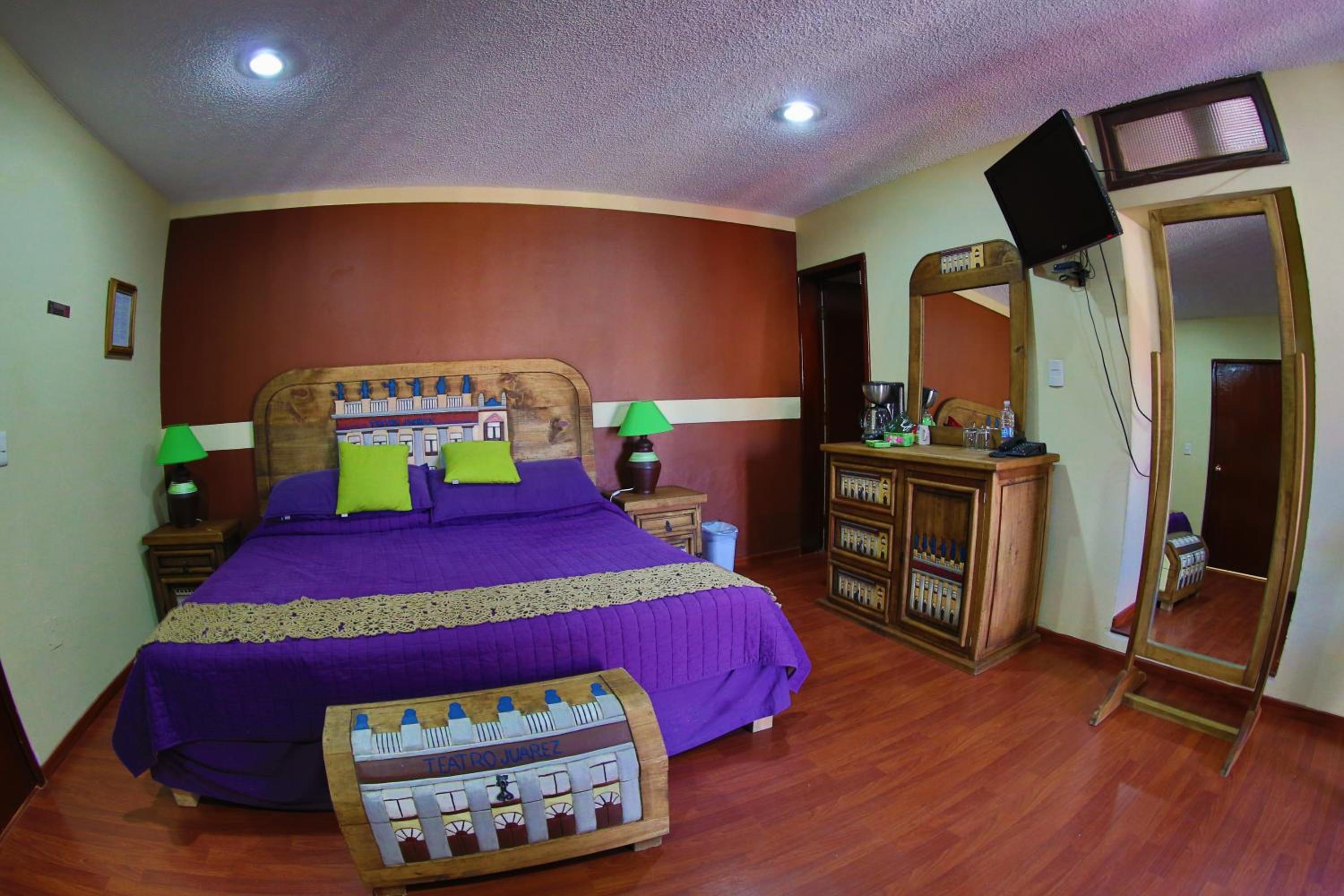 Deluxe King Room With Terrace photo 3