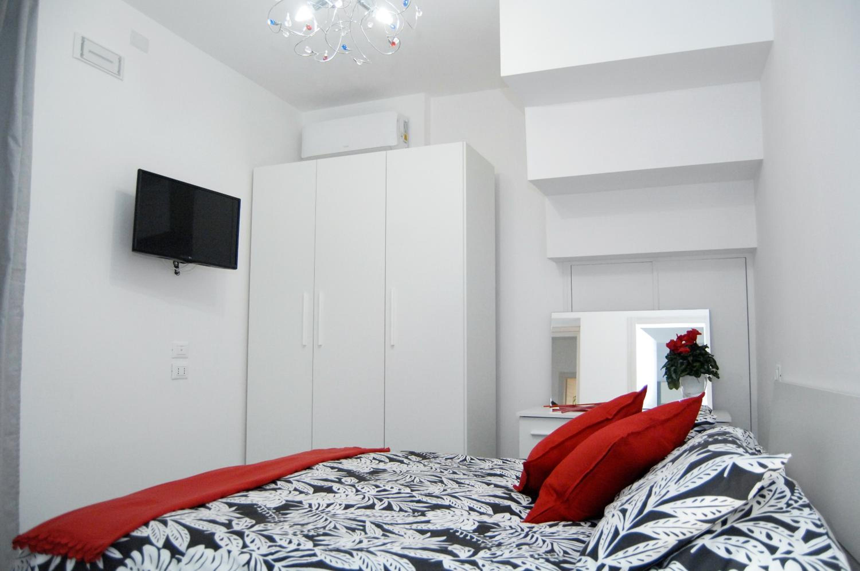 Double Room - Photo 3