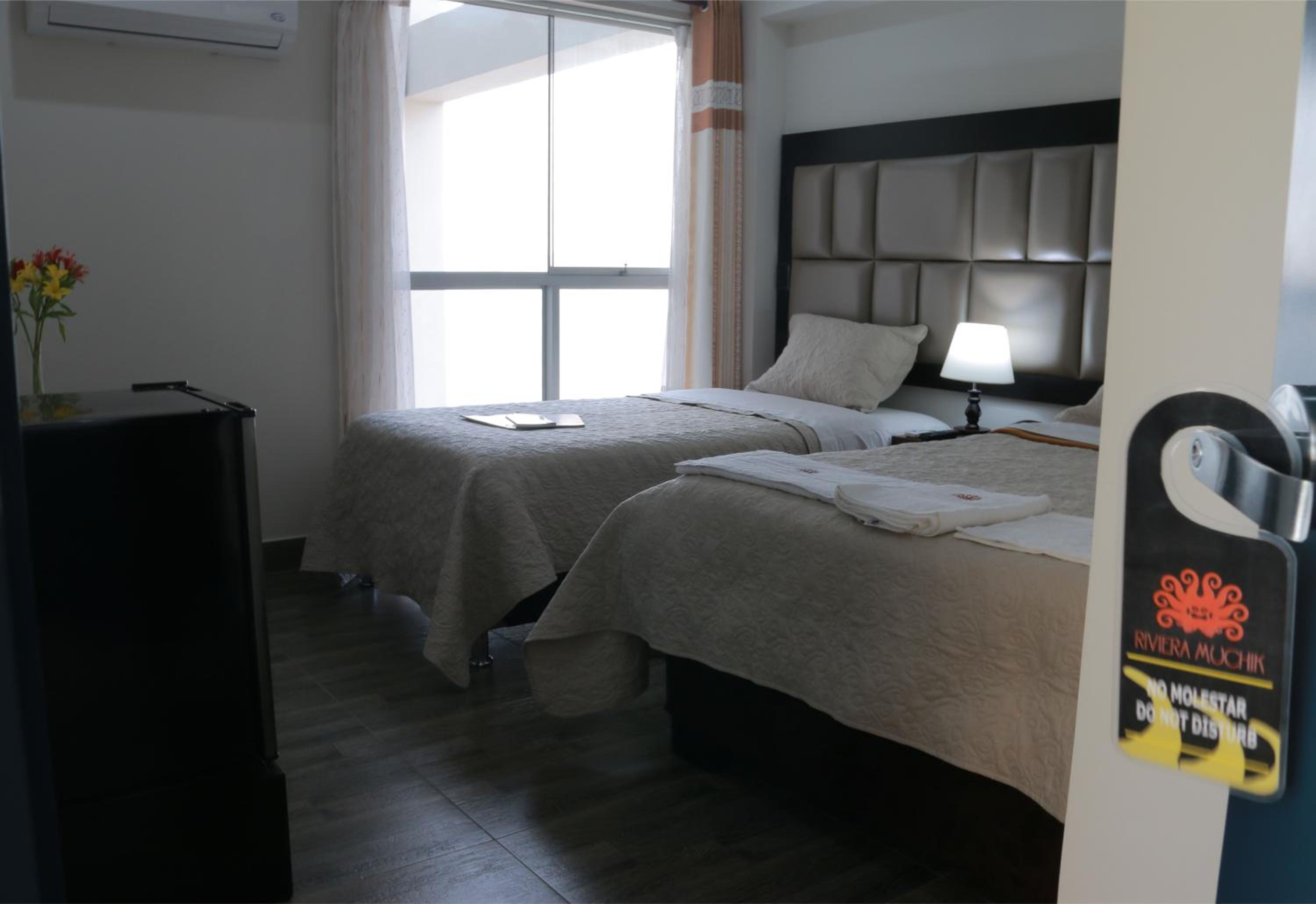 Family Room with Side Sea View photo 1