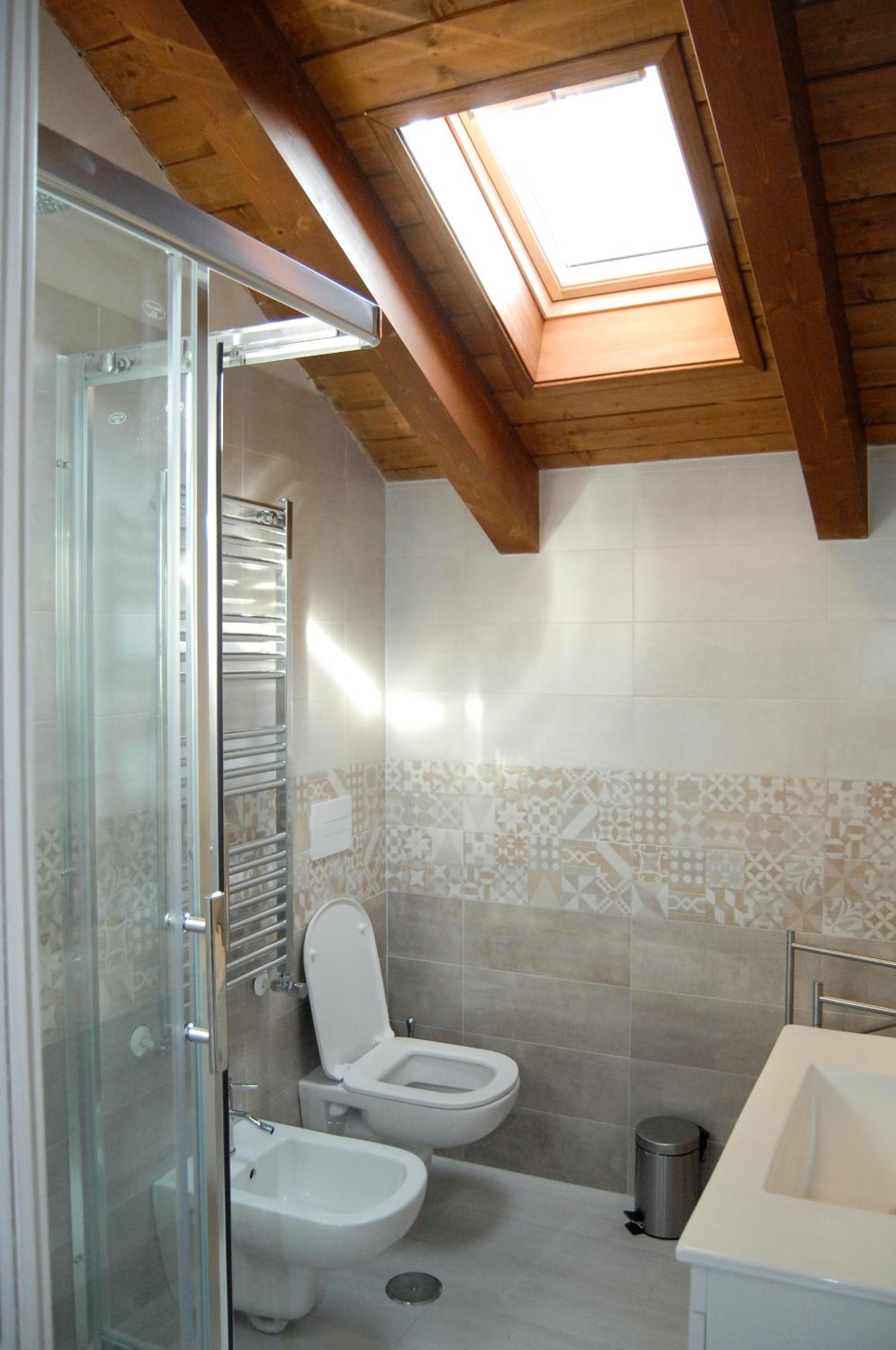 Quadruple Room - Photo 9