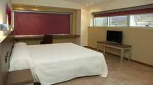 Suite - Photo 4