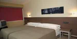 Twin Room - Photo 4