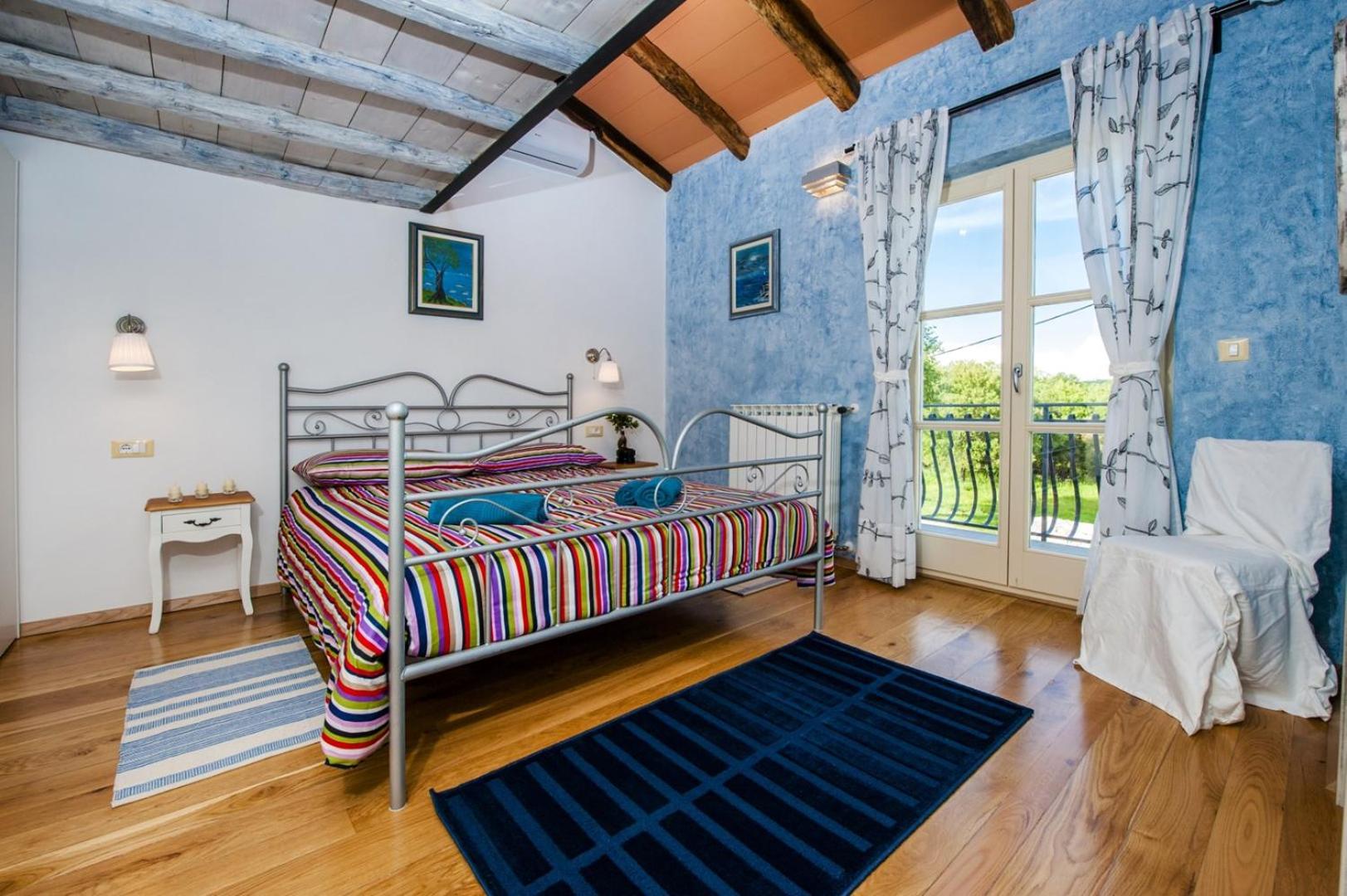 Villa photo 1