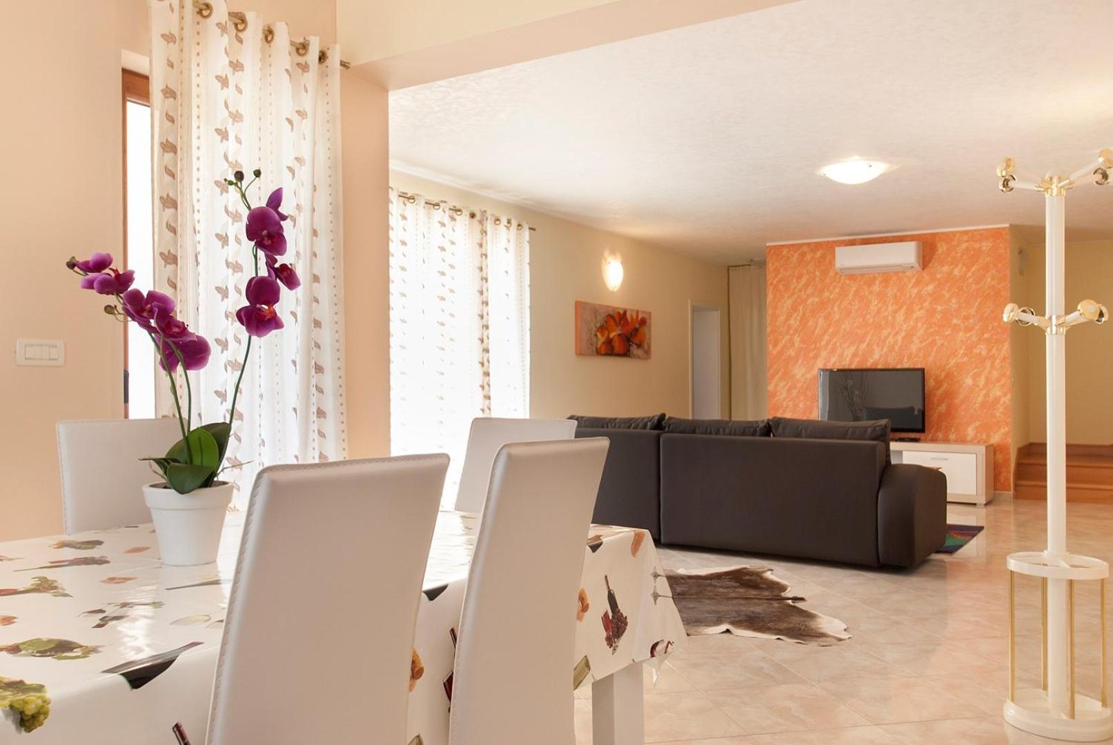 Standard Villa