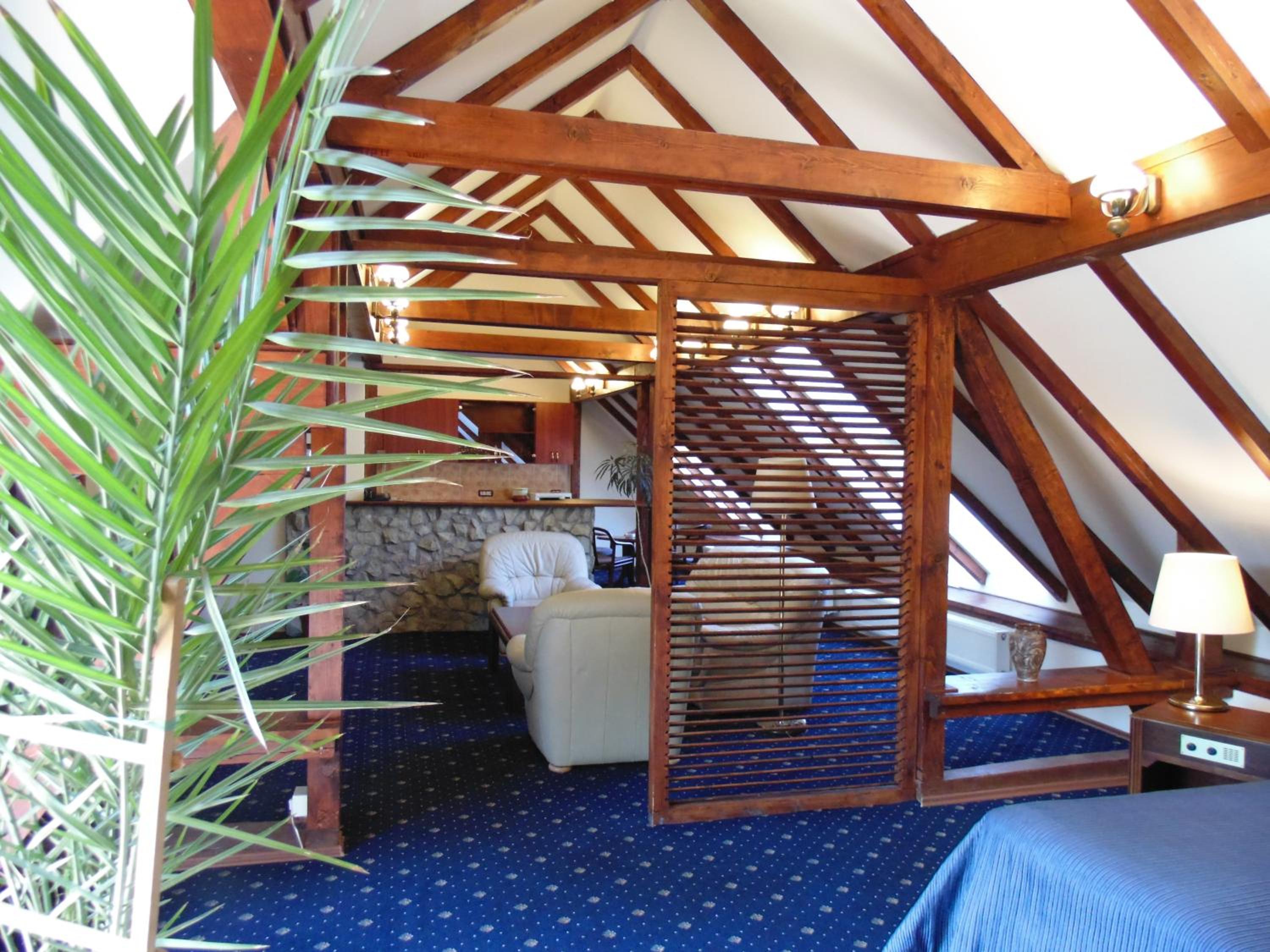 Suite (4 Adults) photo 3