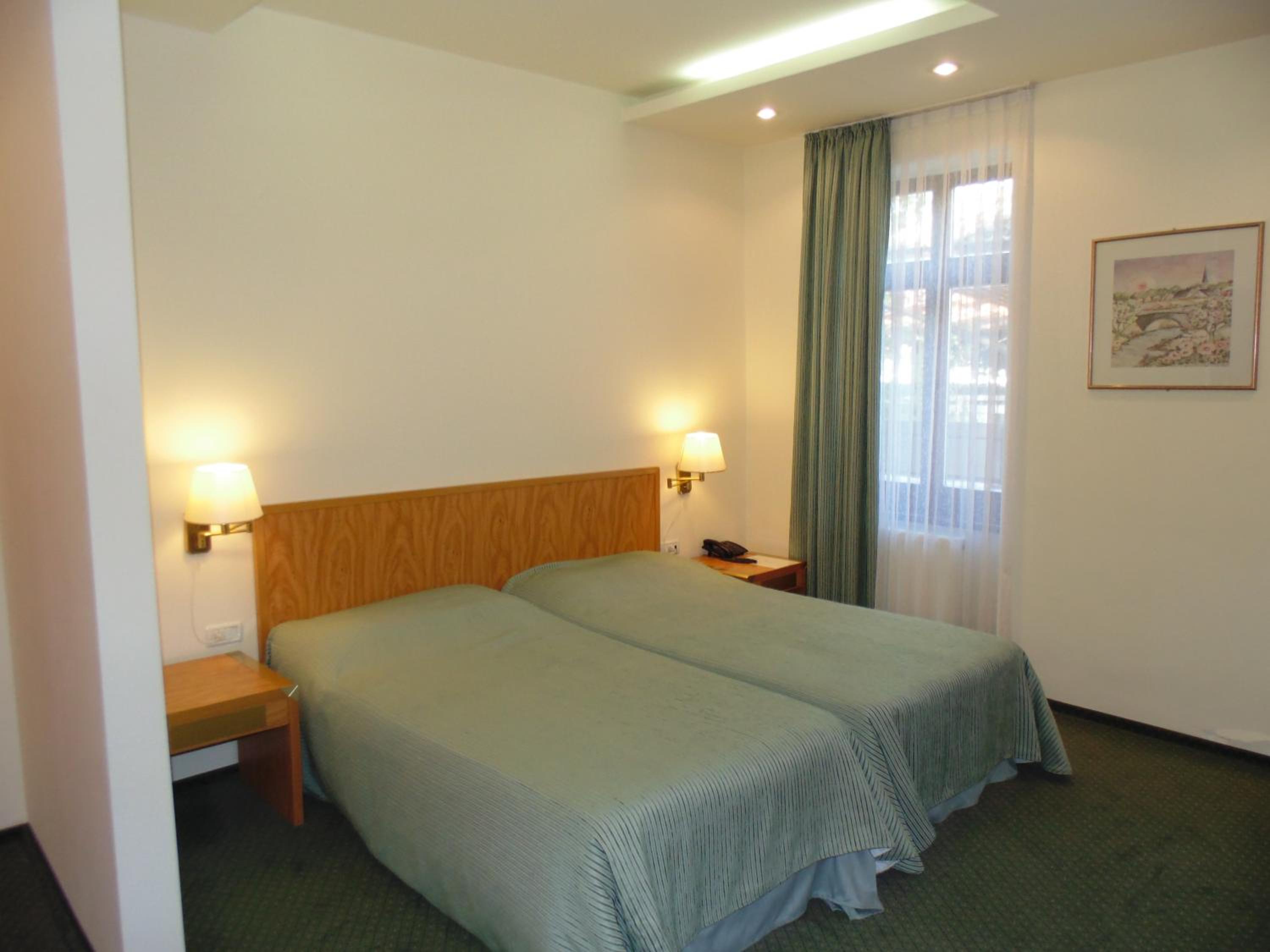 Standard Double Room photo 3