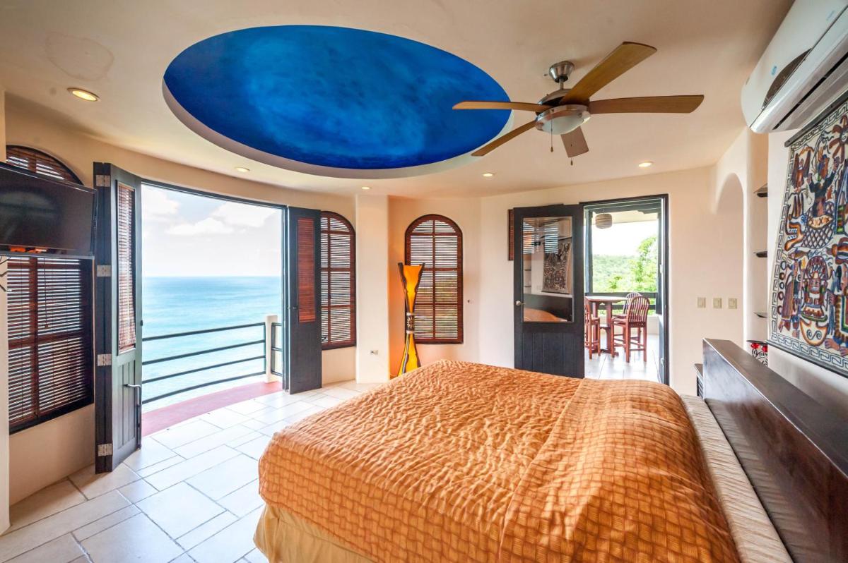 Villa with Sea View photo 3