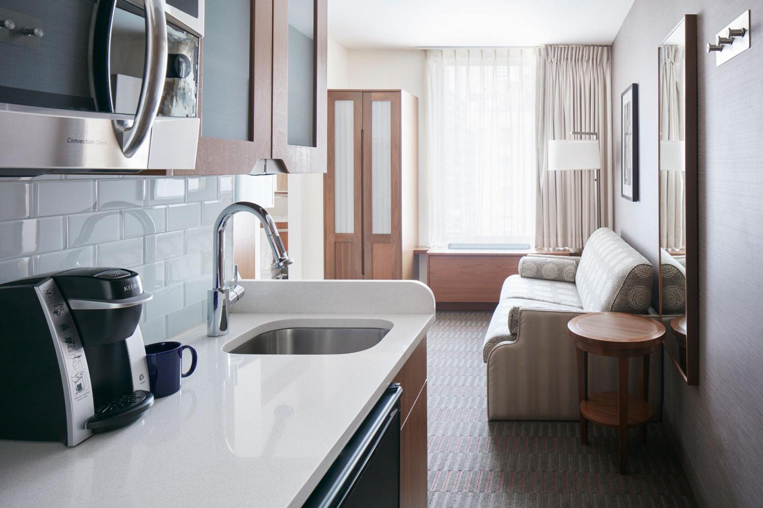 One-Bedroom Suite