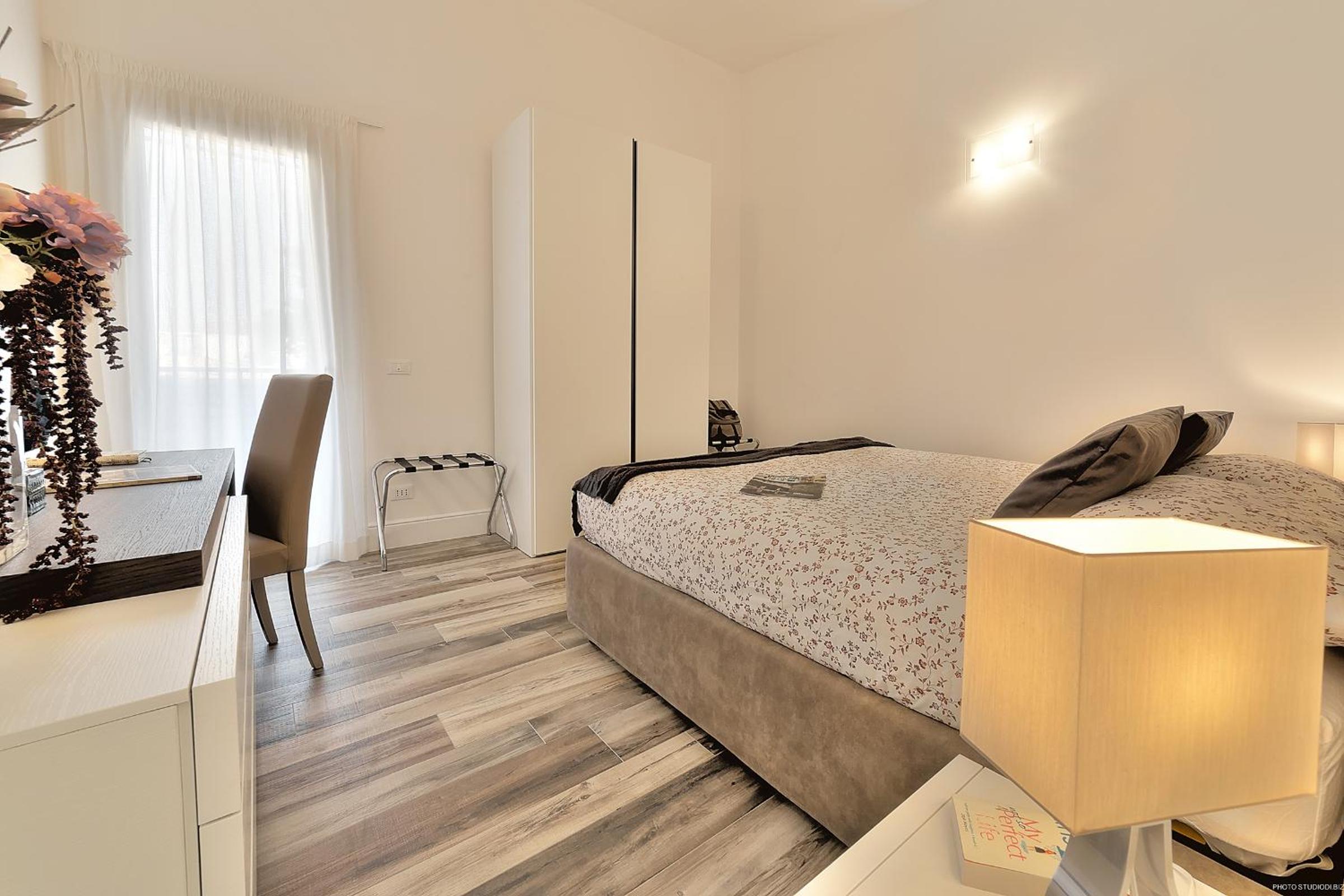 Apartment with Terrace photo 3