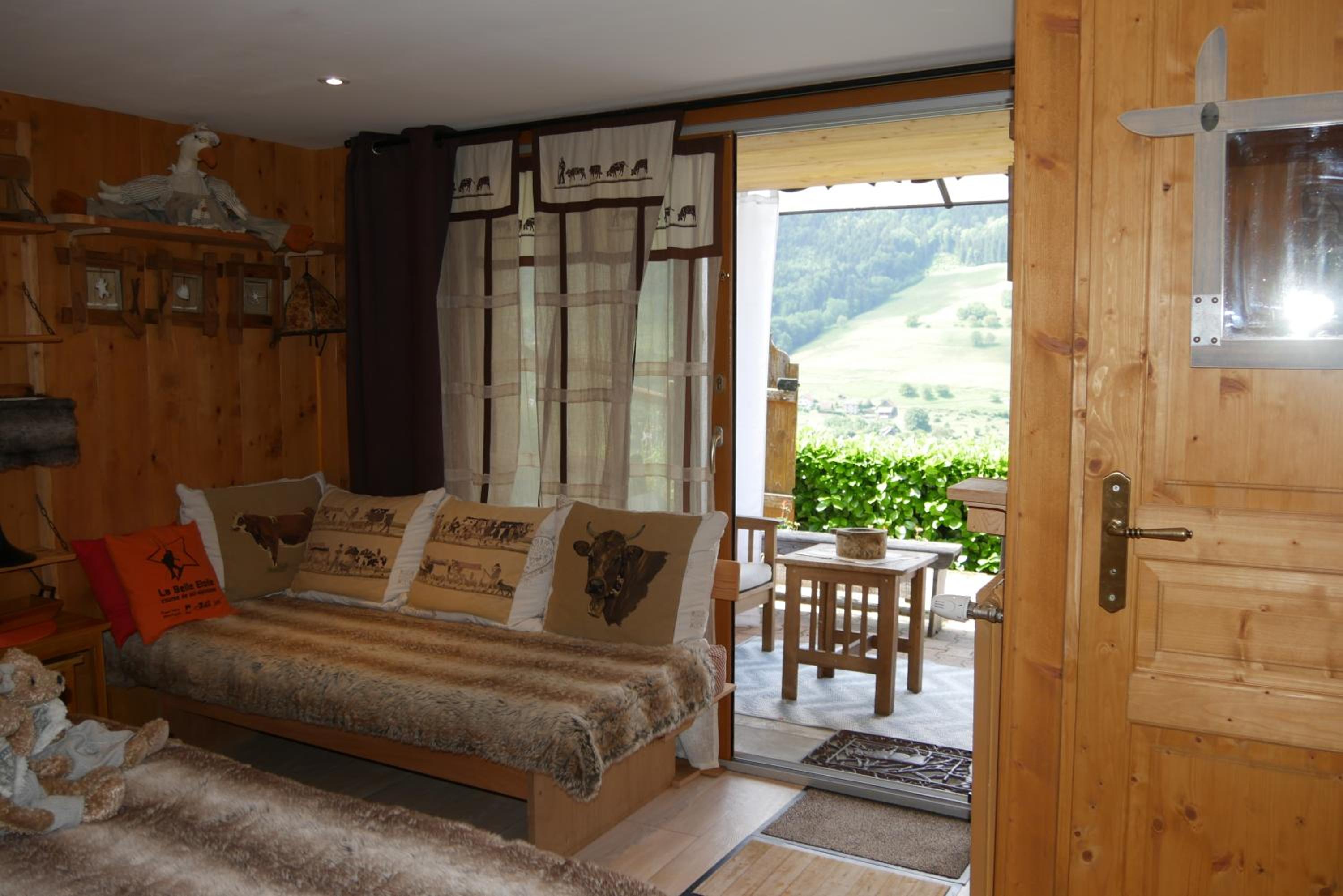 Double Room with Mountain View - Photo 1