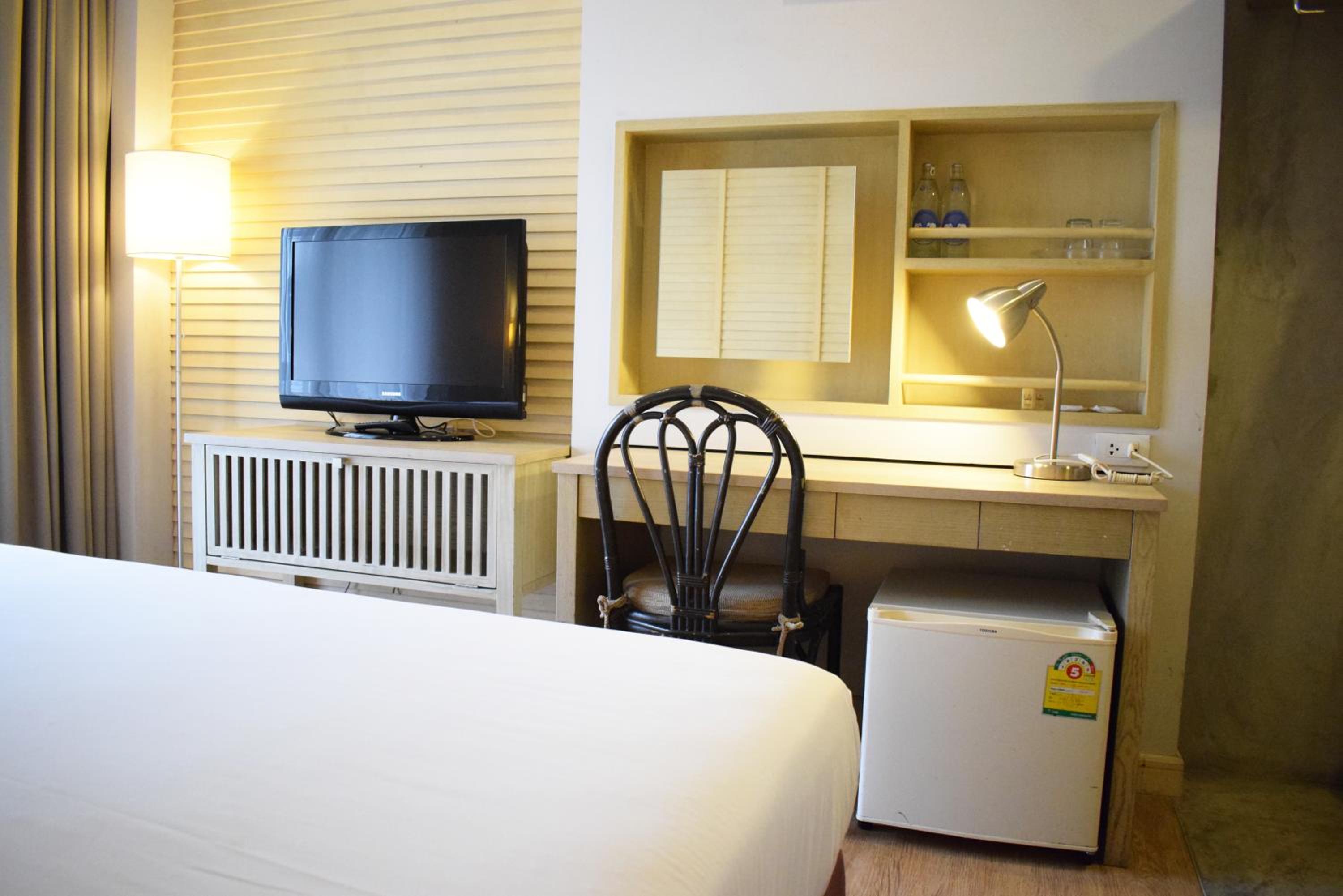 Premium Double or Twin Room, photo 7