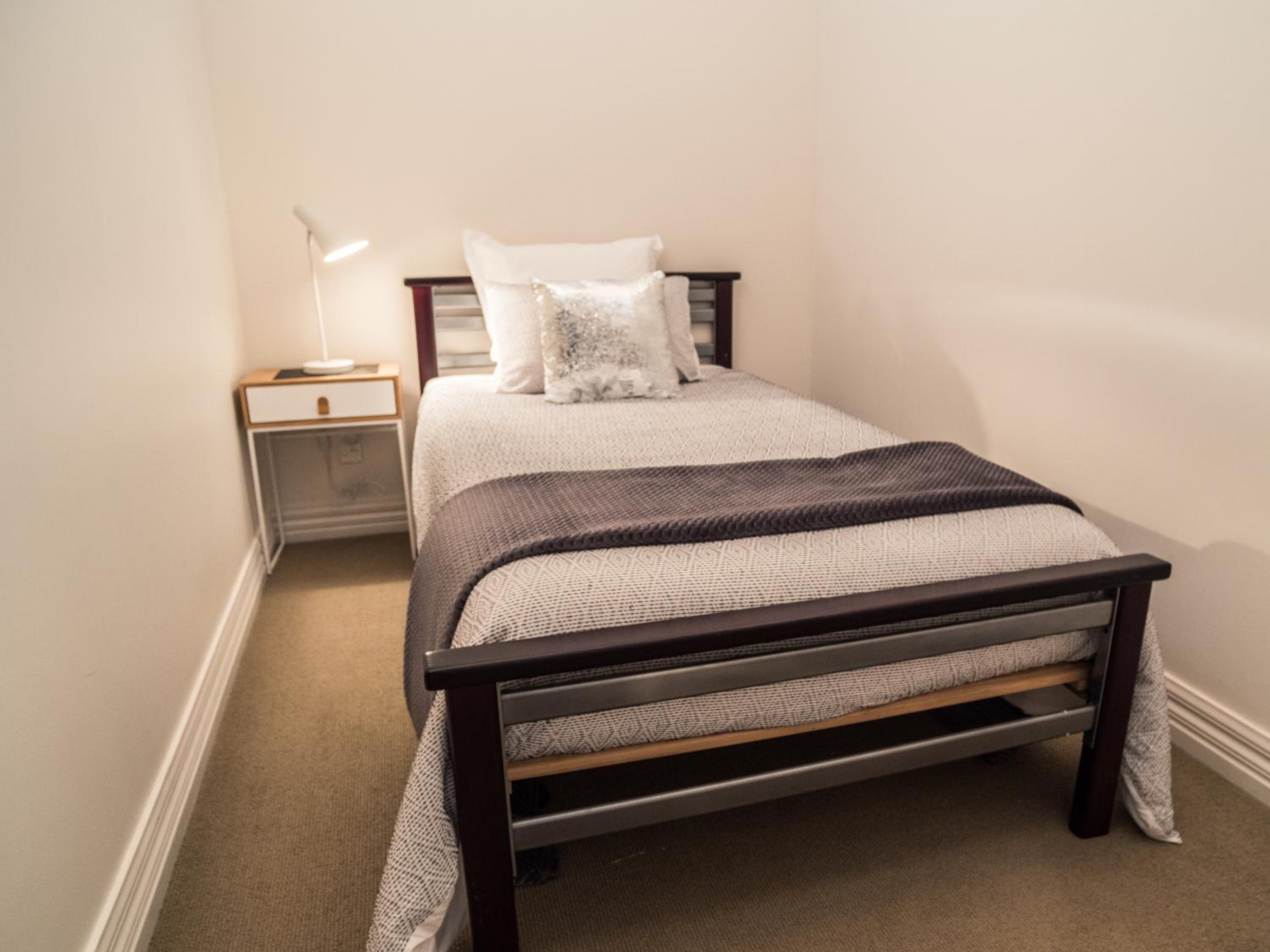 Apartment photo 2
